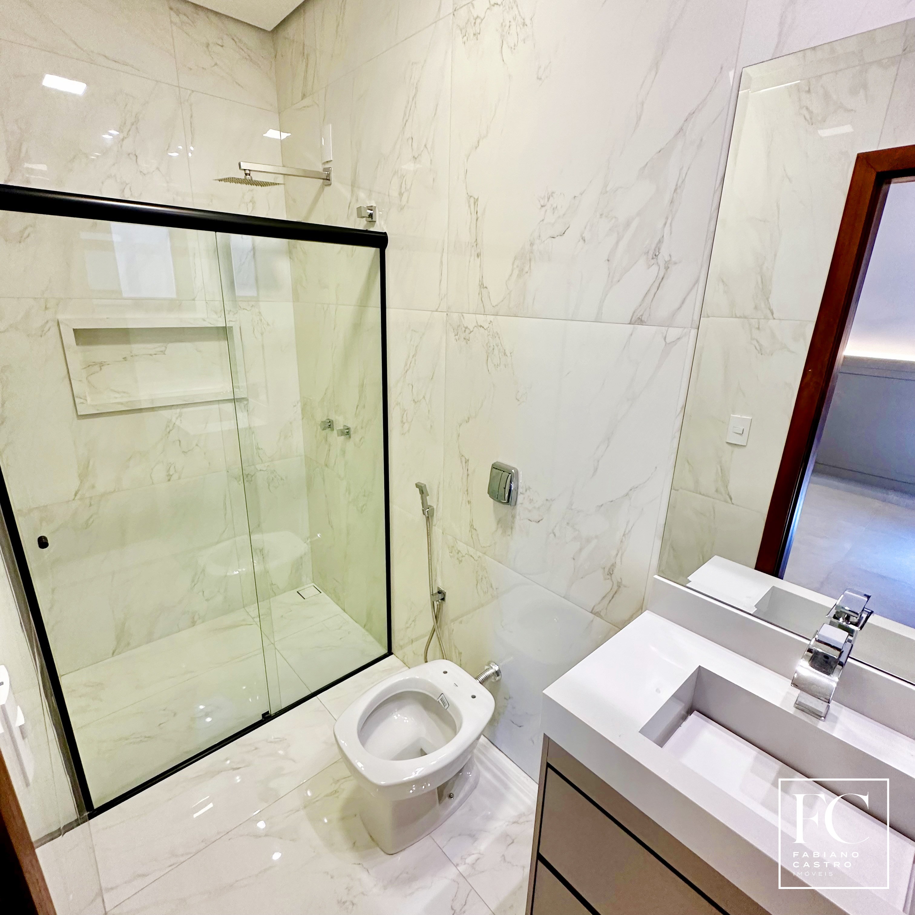Casa de Condomínio com 3 quartos à venda — foto 27 de 31