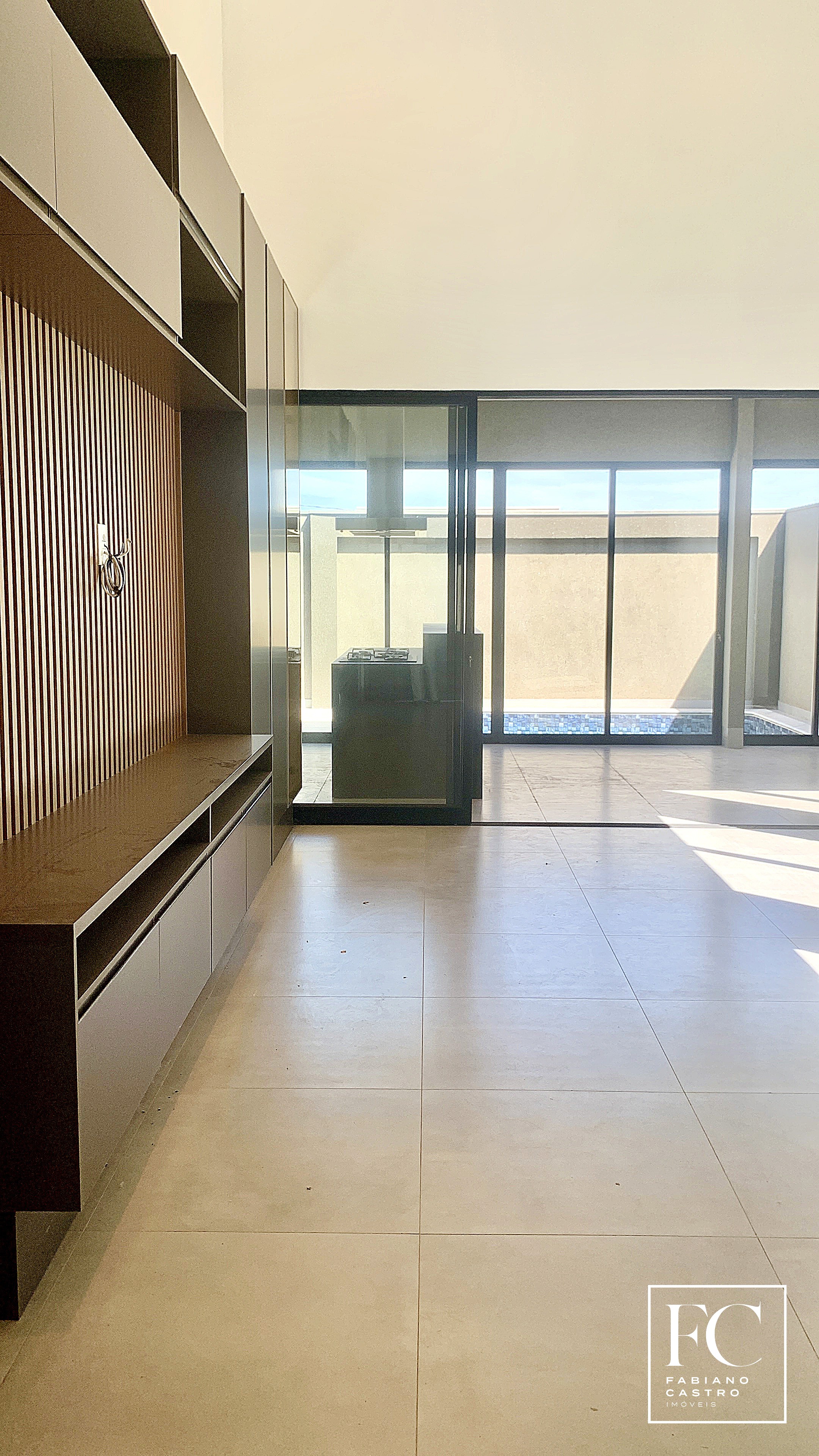 Casa de Condomínio com 3 quartos à venda, 157m² — foto 2 de 29