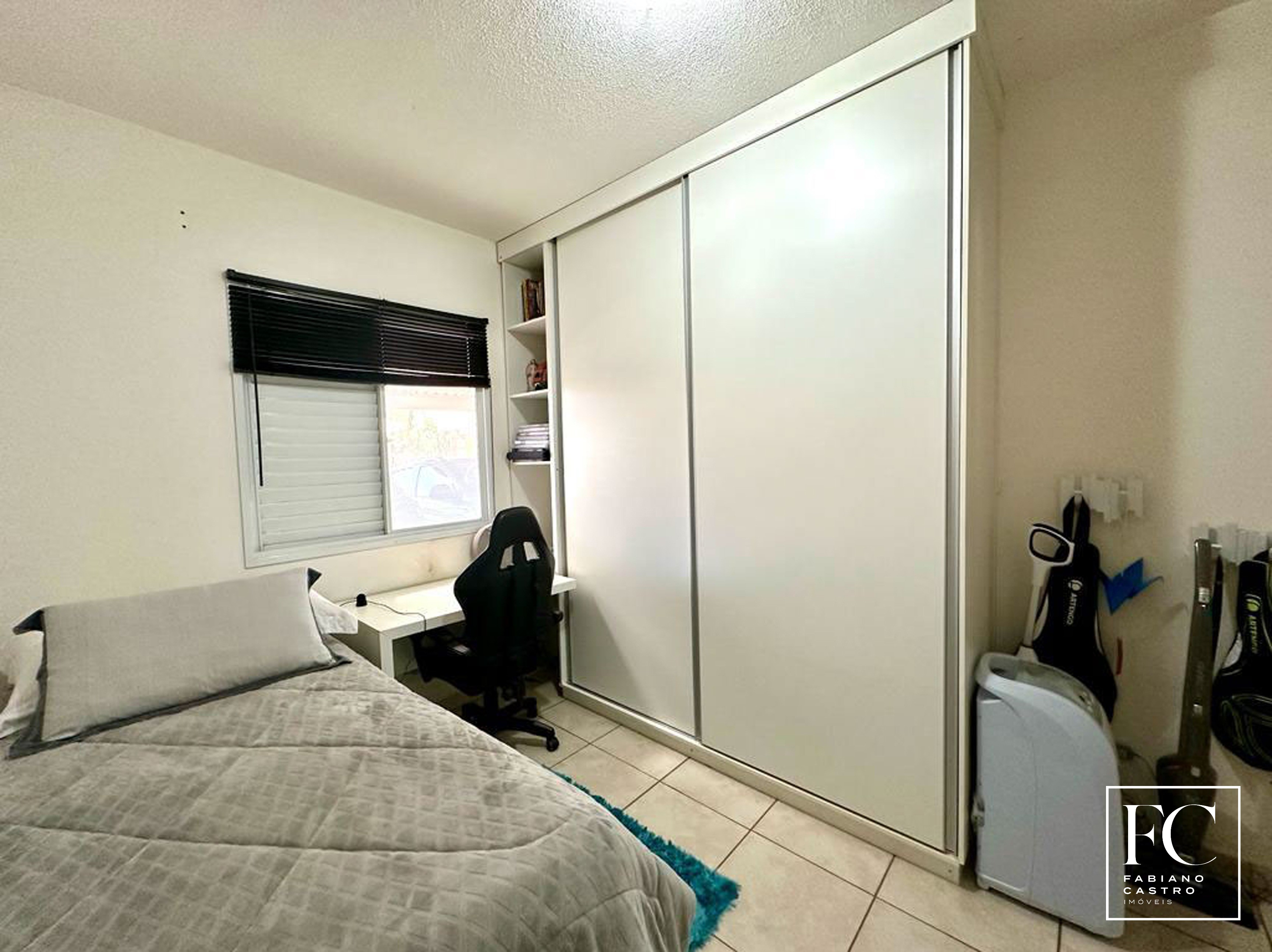 Casa de Condomínio com 3 quartos à venda — foto 23 de 24