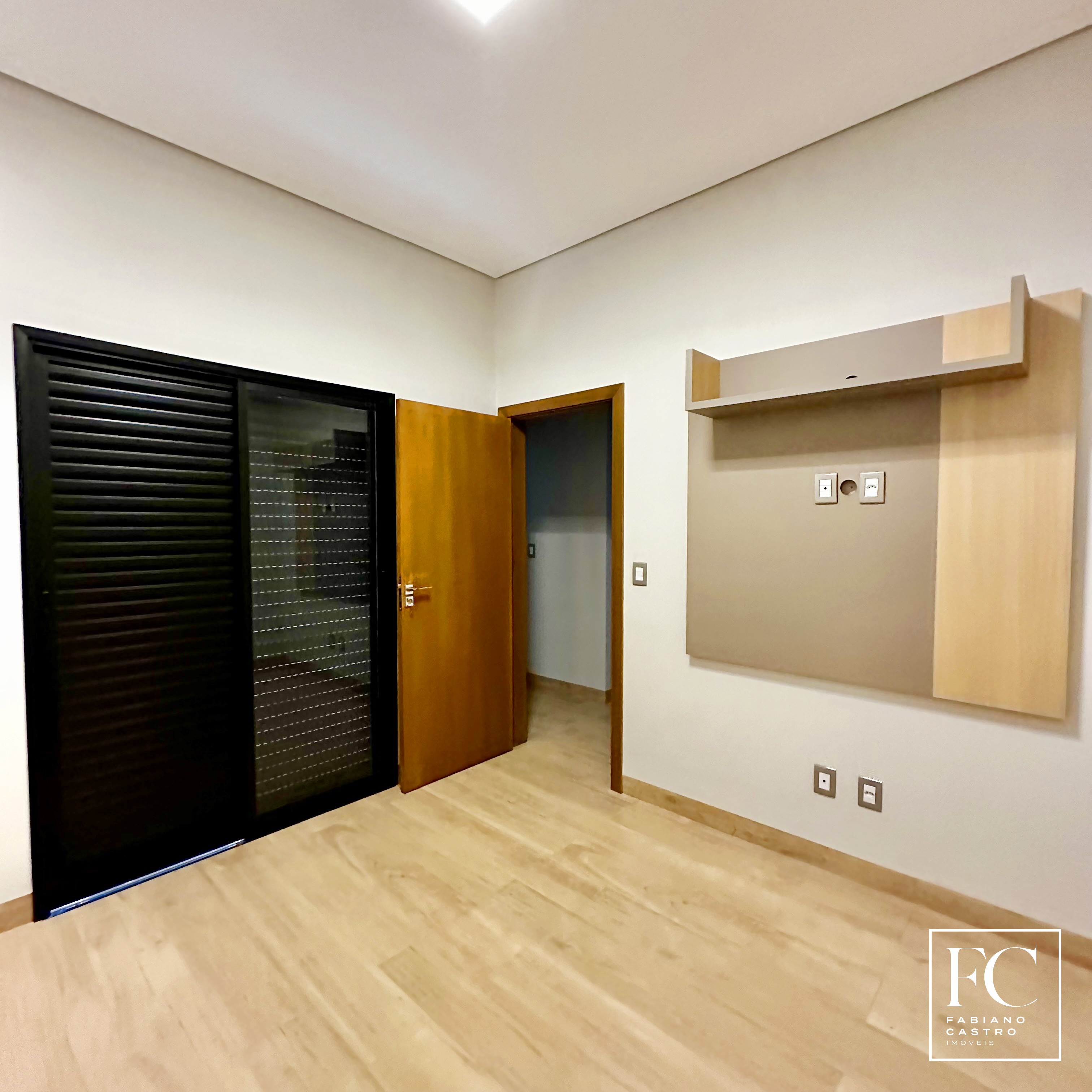 Casa de Condomínio com 3 quartos à venda — foto 23 de 26