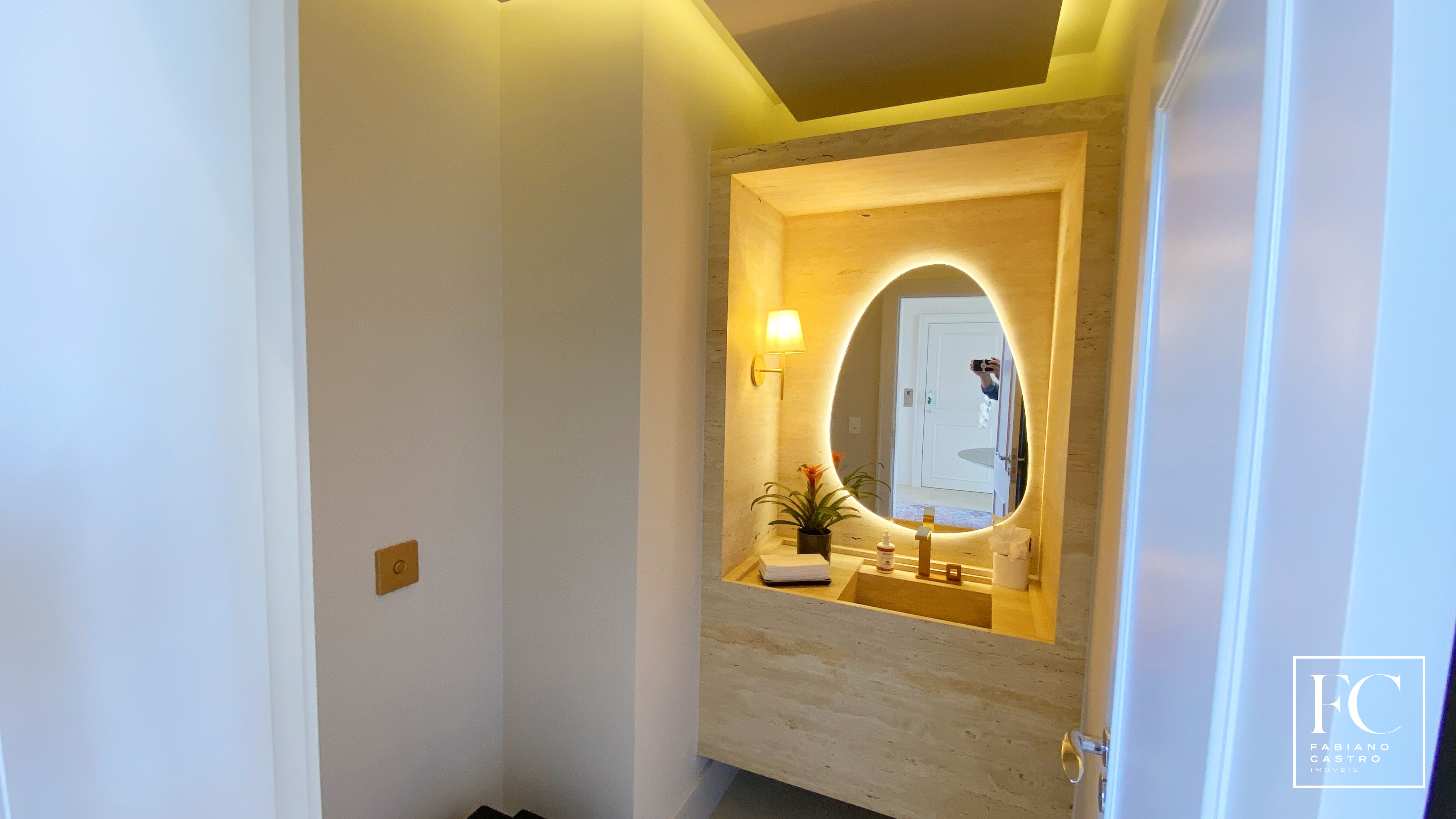 Casa de Condomínio com 4 quartos à venda — foto 8 de 46