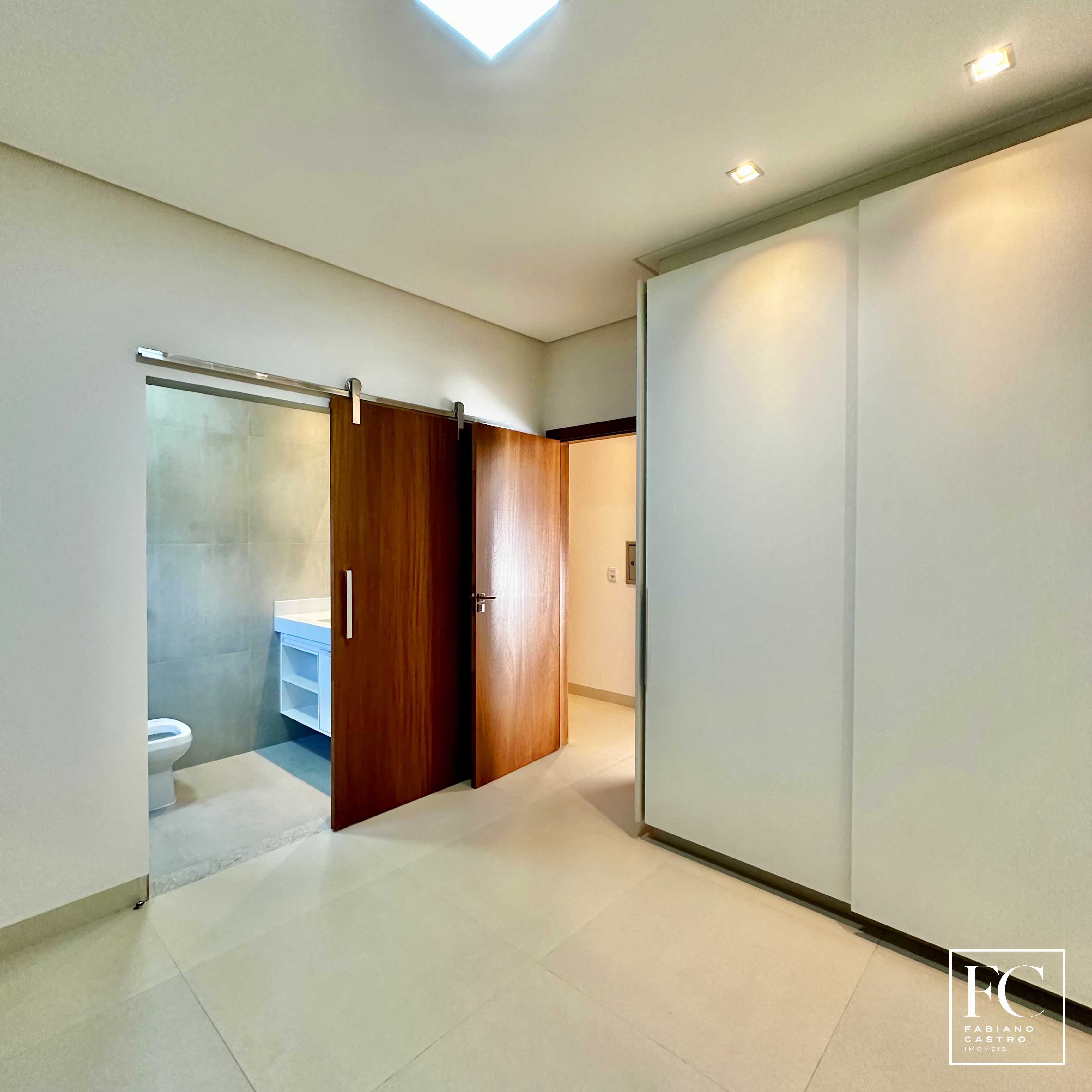 Casa de Condomínio com 3 quartos à venda — foto 19 de 28