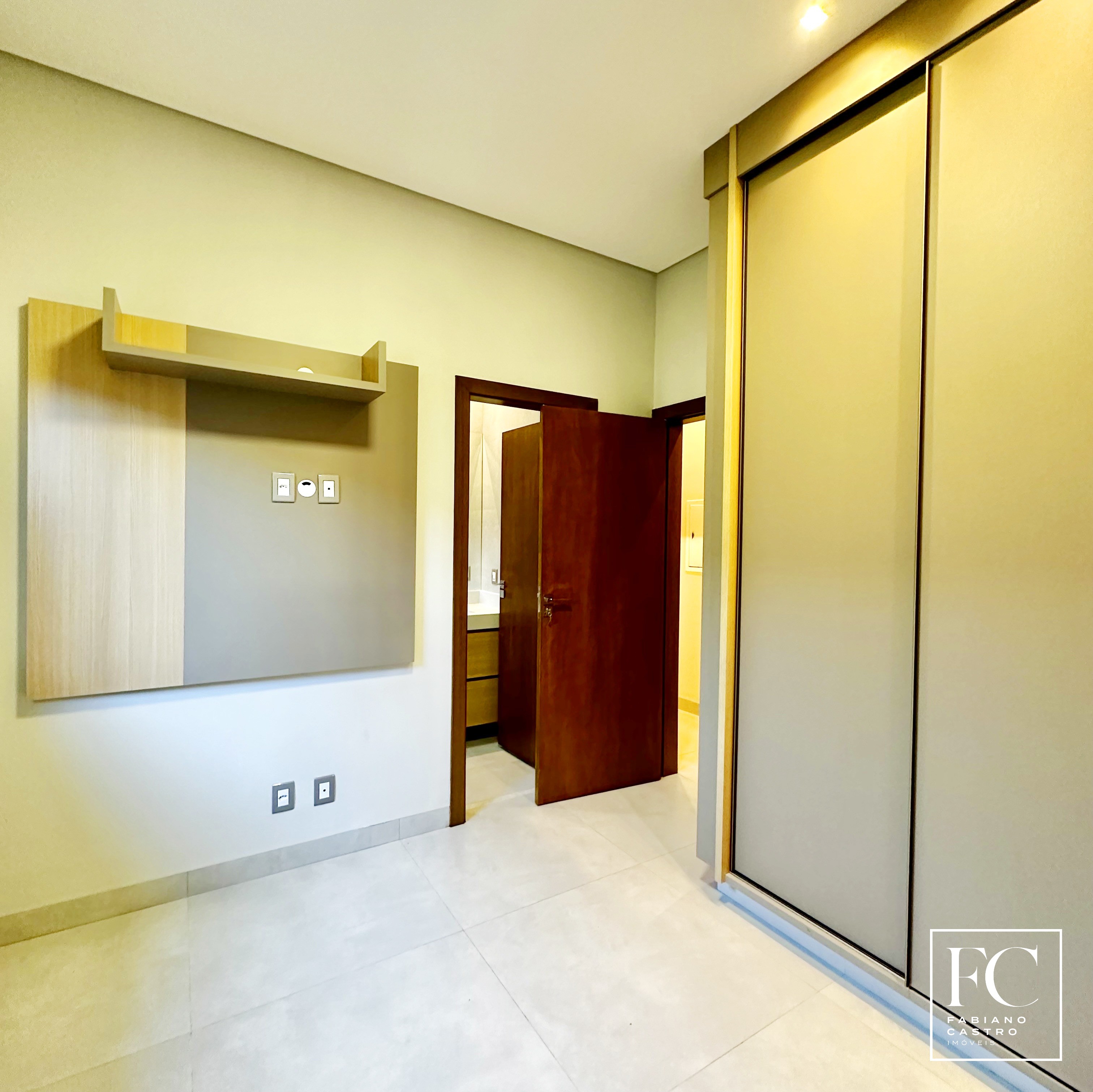 Casa de Condomínio com 3 quartos à venda — foto 21 de 26