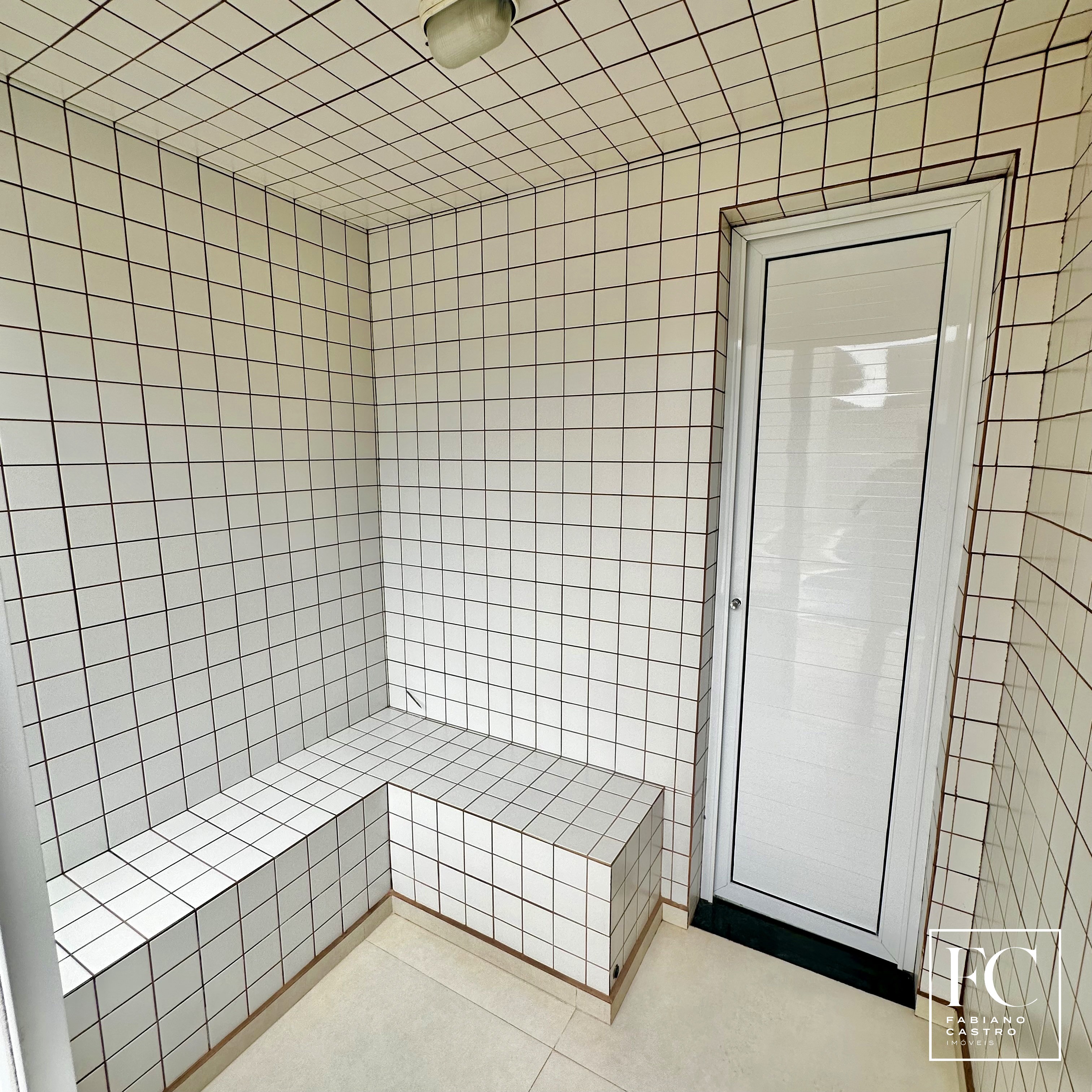 Casa de Condomínio com 4 quartos à venda — foto 17 de 38
