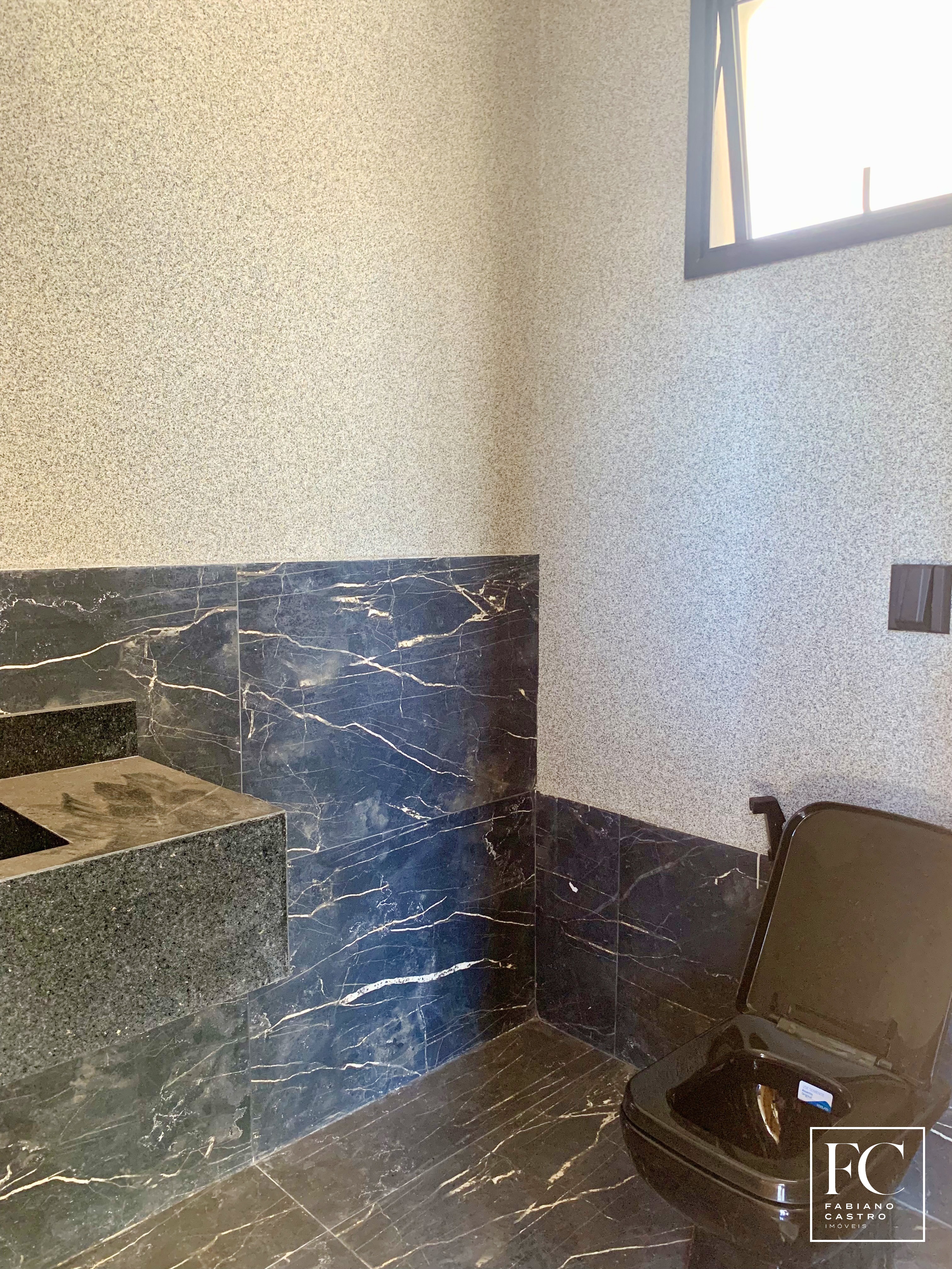 Casa de Condomínio com 3 quartos à venda — foto 2 de 19