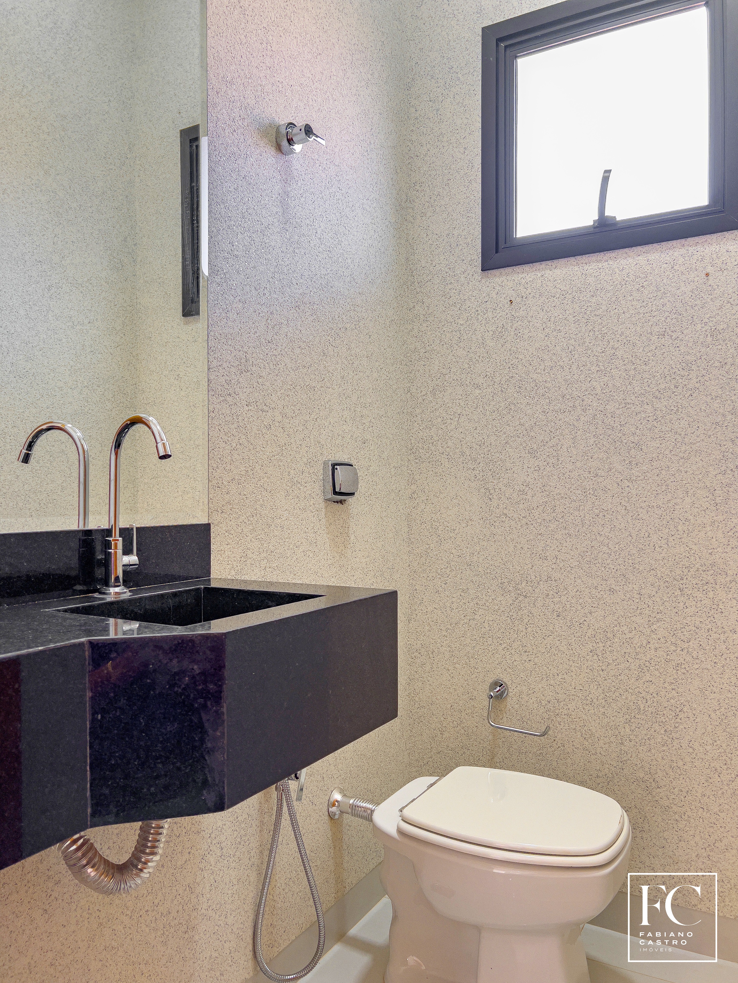 Casa de Condomínio com 3 quartos à venda — foto 8 de 30
