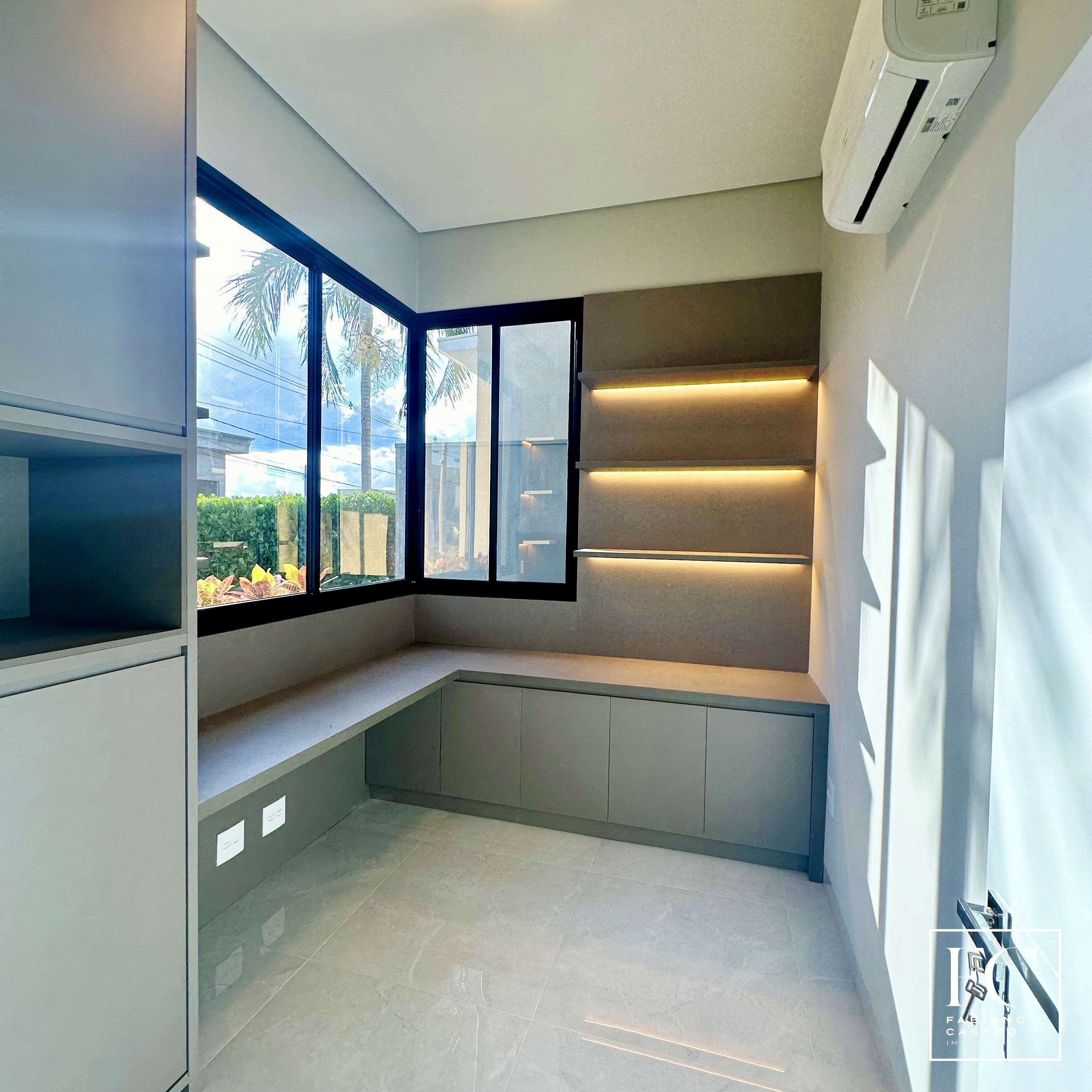 Casa de Condomínio com 3 quartos à venda — foto 3 de 29
