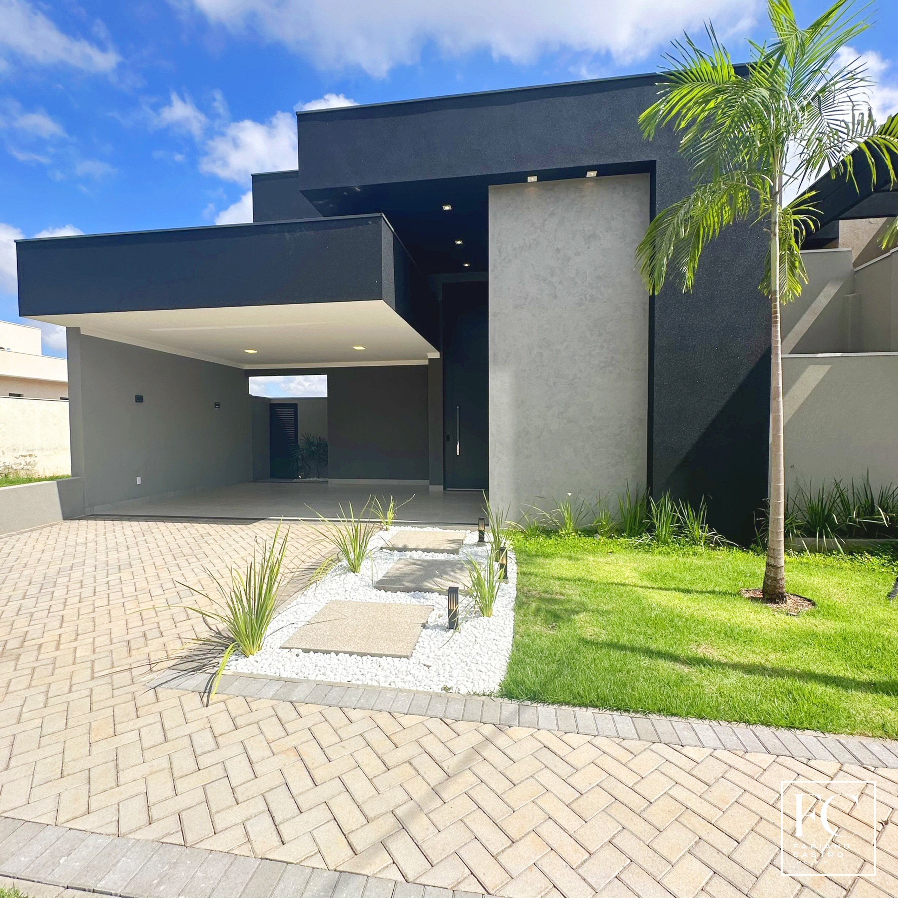 Casa de Condomínio com 3 quartos à venda — foto 3 de 36