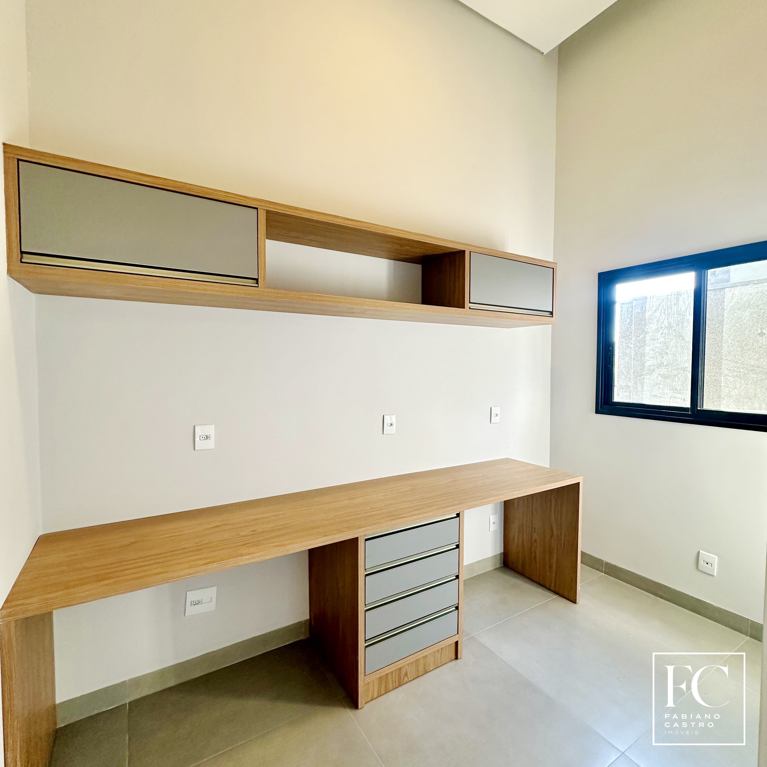 Casa de Condomínio com 3 quartos à venda — foto 3 de 28