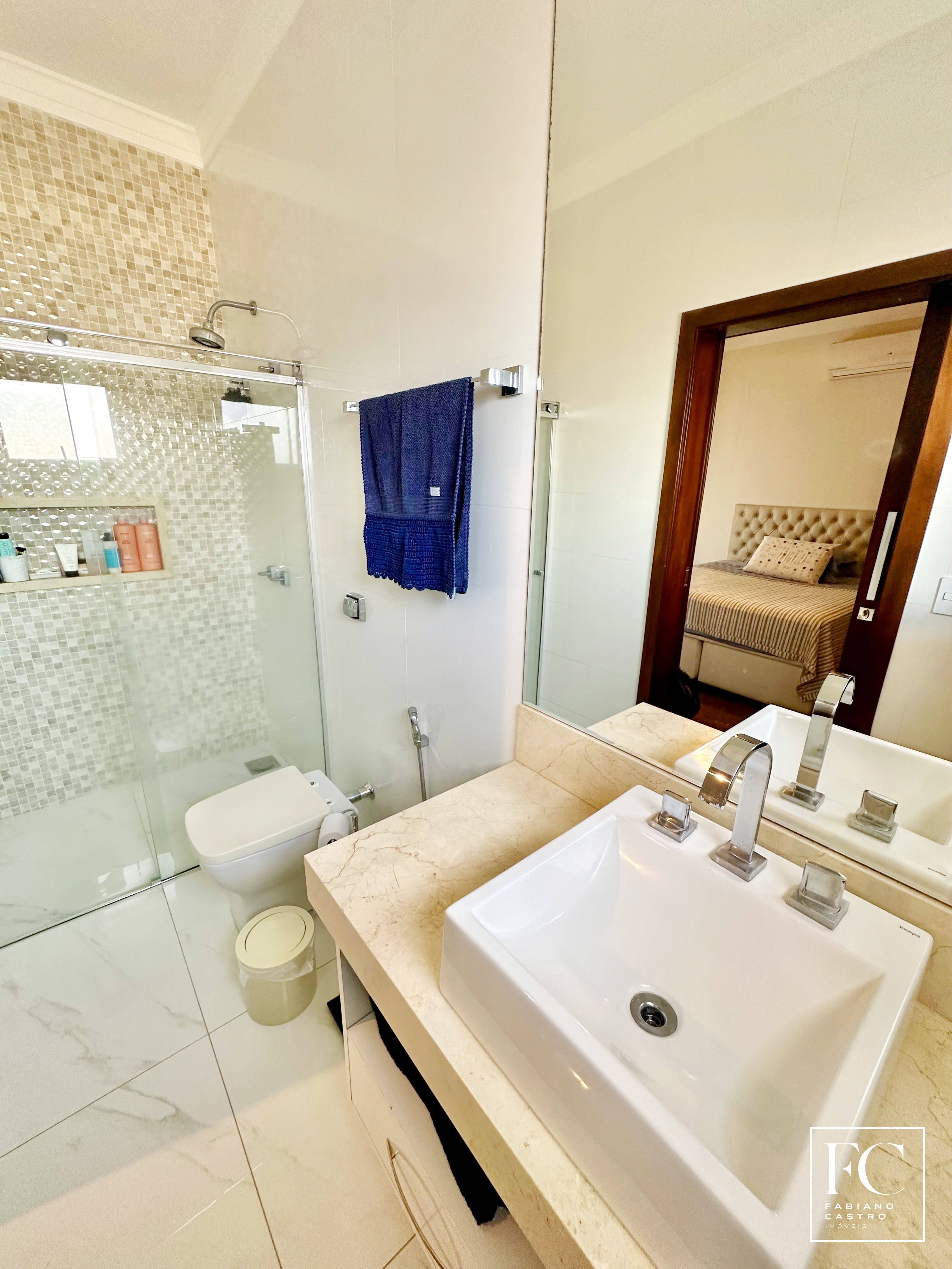 Casa de Condomínio com 4 quartos à venda — foto 29 de 40