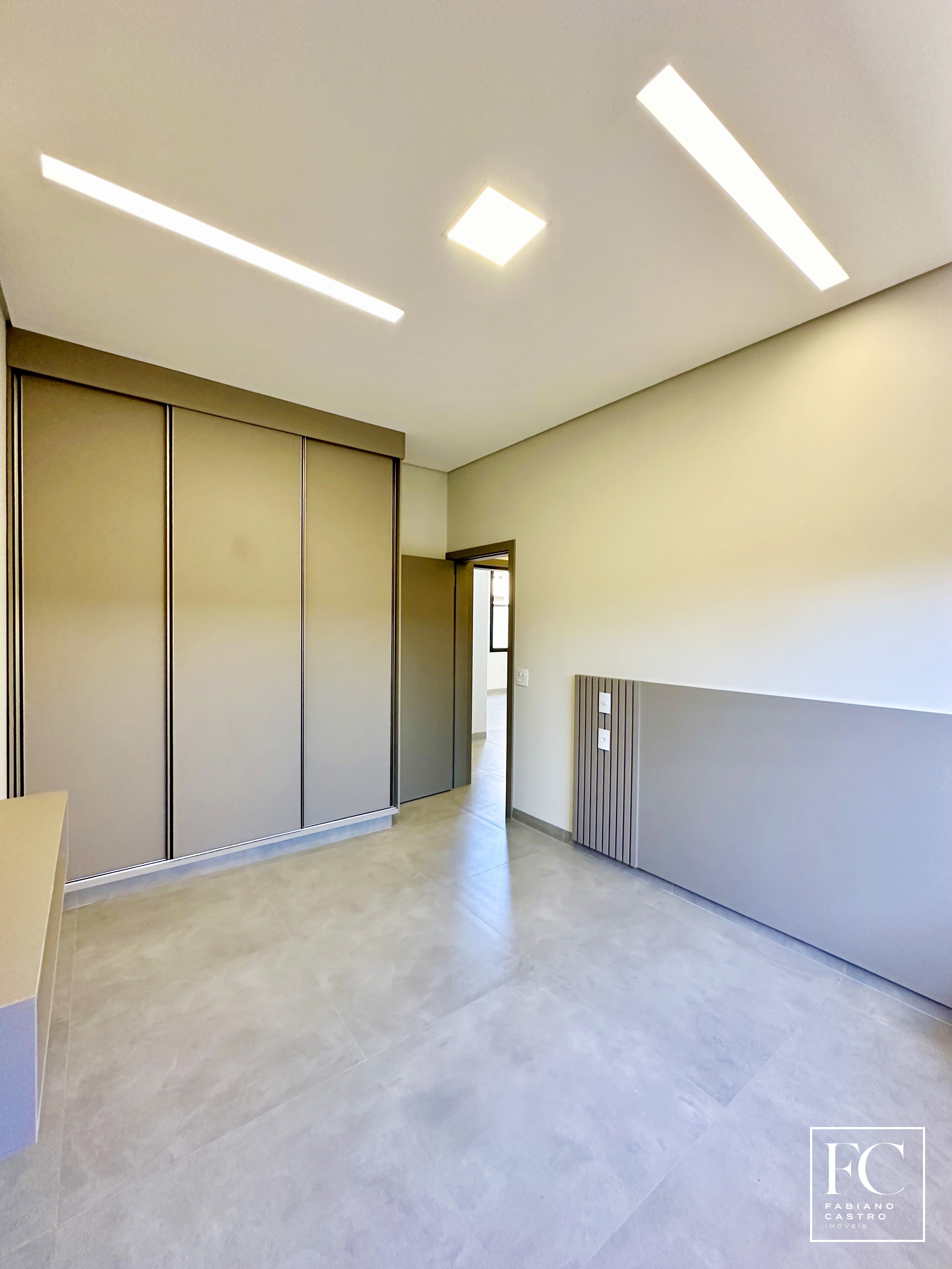 Casa de Condomínio com 3 quartos à venda — foto 21 de 28