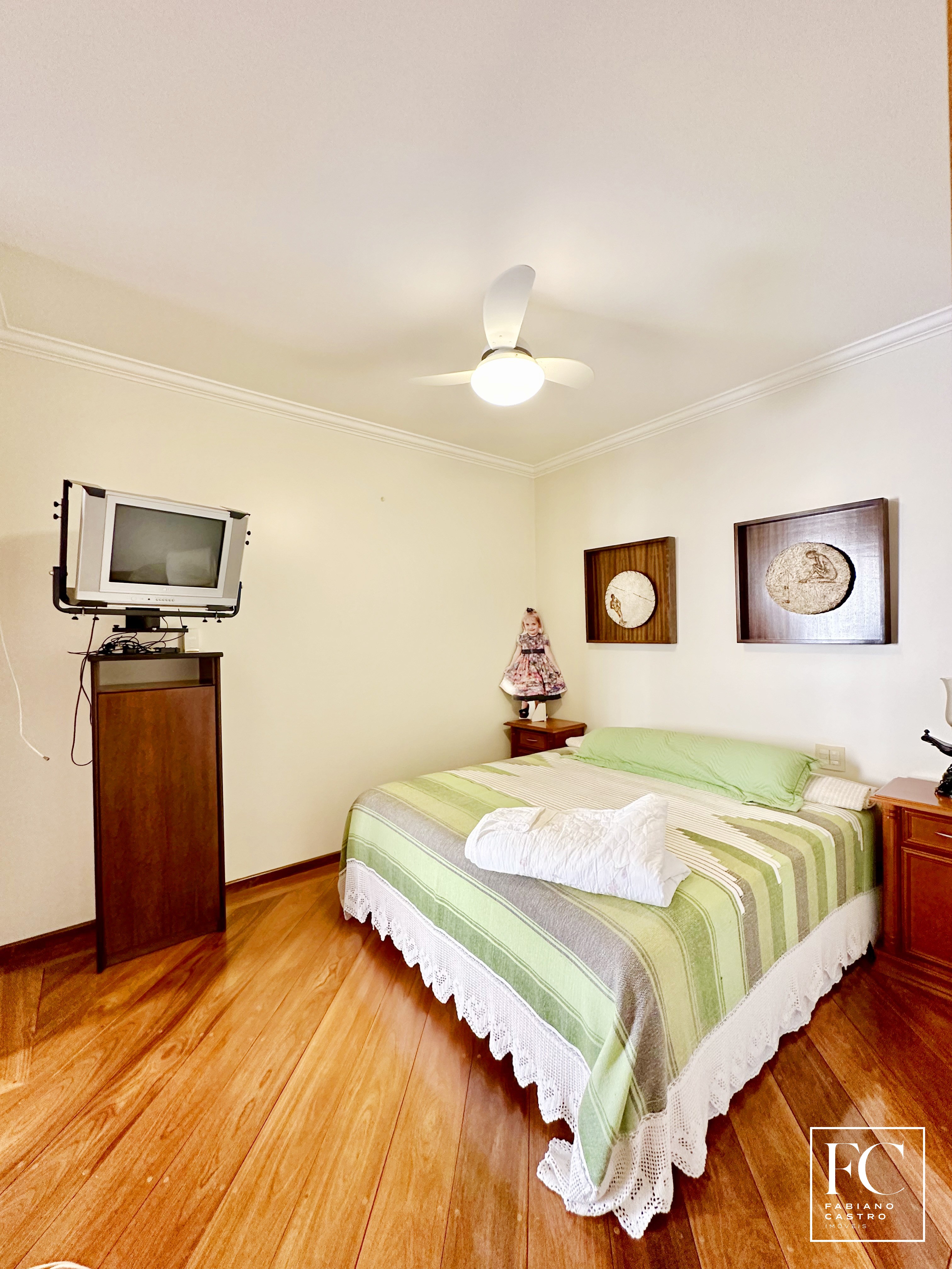 Casa de Condomínio com 4 quartos à venda — foto 20 de 36