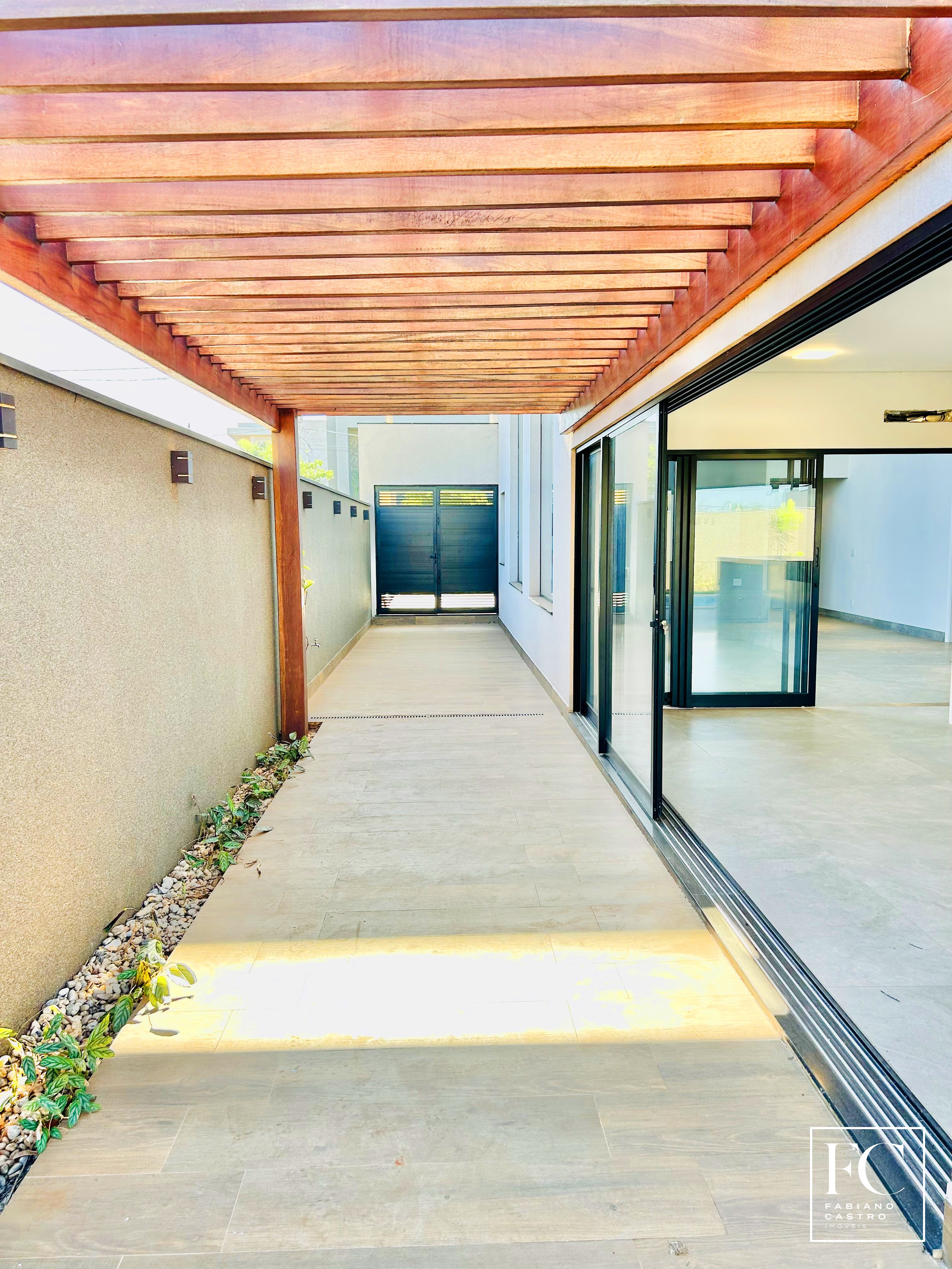 Casa de Condomínio com 4 quartos à venda — foto 18 de 47
