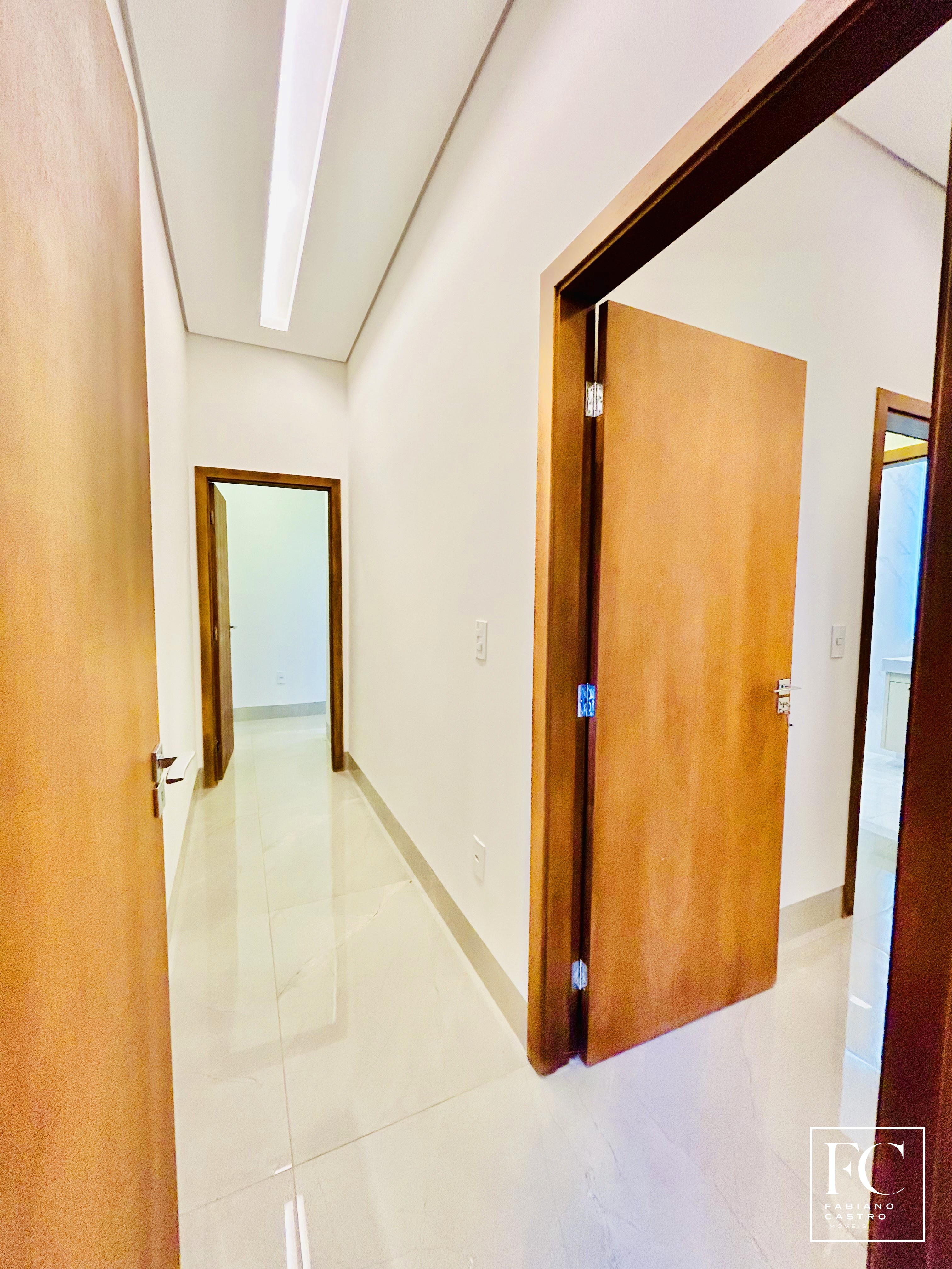Casa de Condomínio com 3 quartos à venda — foto 26 de 39