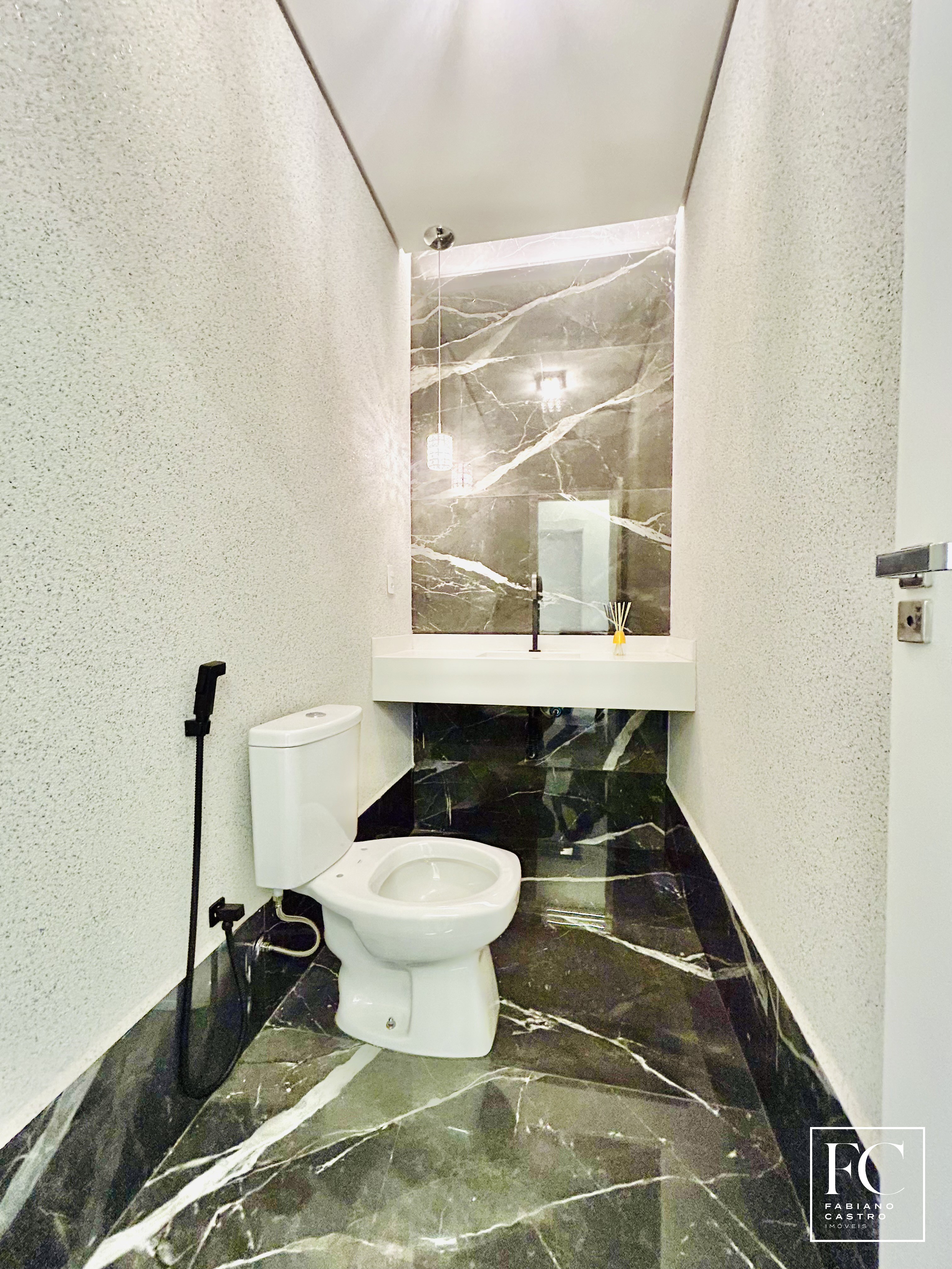 Casa de Condomínio com 3 quartos à venda — foto 4 de 31