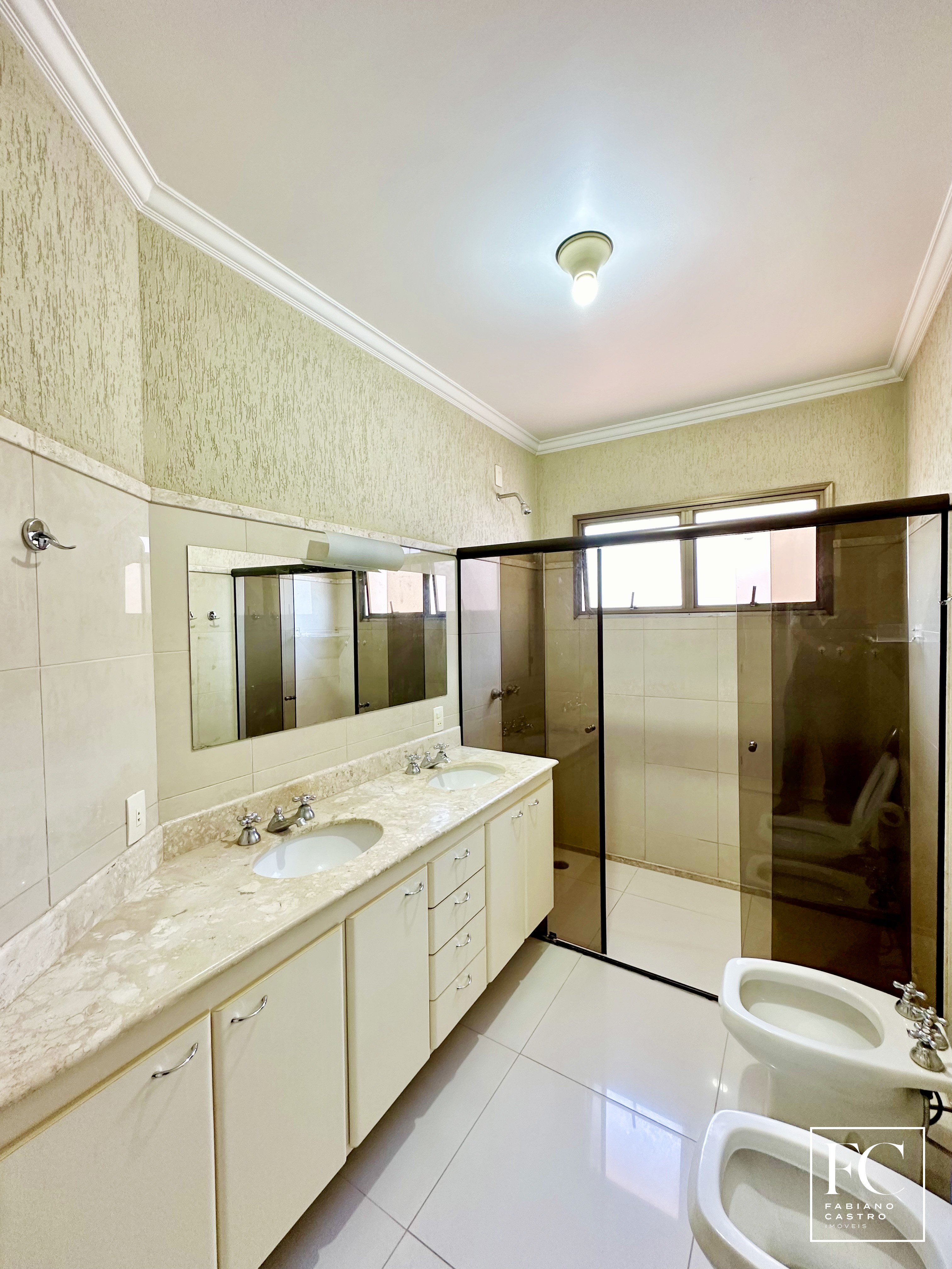 Casa com 4 quartos à venda — foto 31 de 40