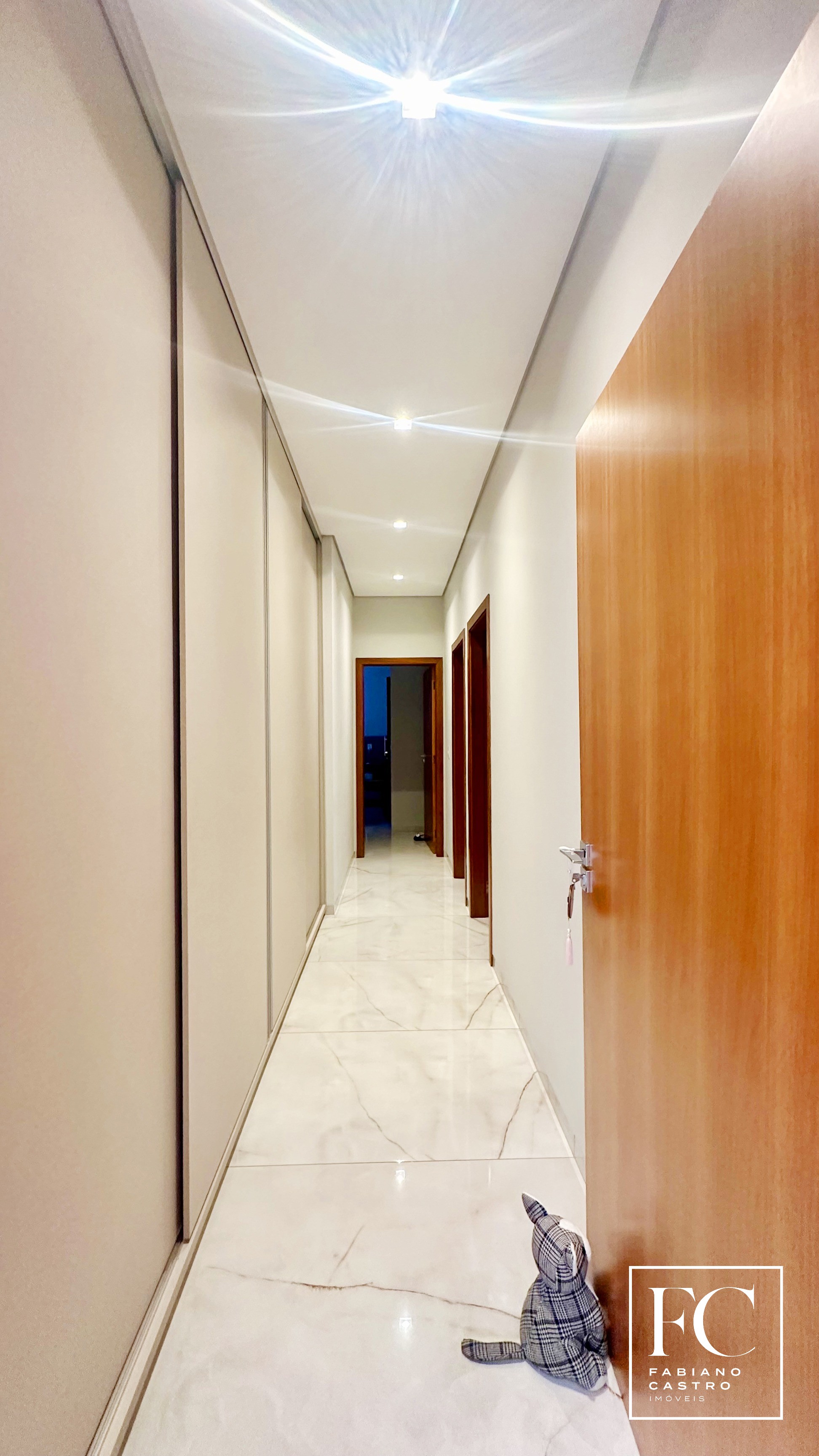 Casa de Condomínio com 3 quartos à venda — foto 19 de 32