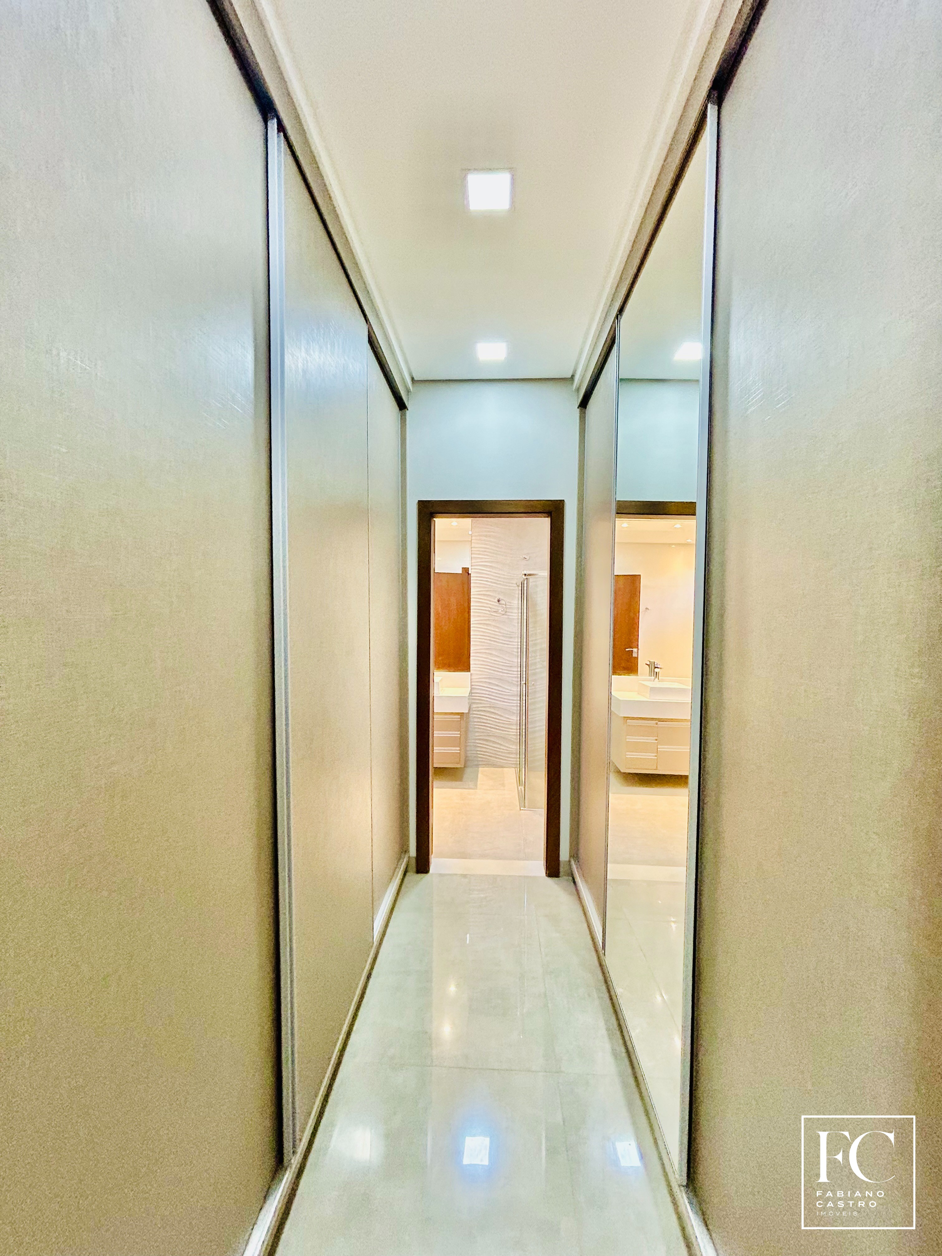 Casa de Condomínio com 4 quartos à venda — foto 20 de 29