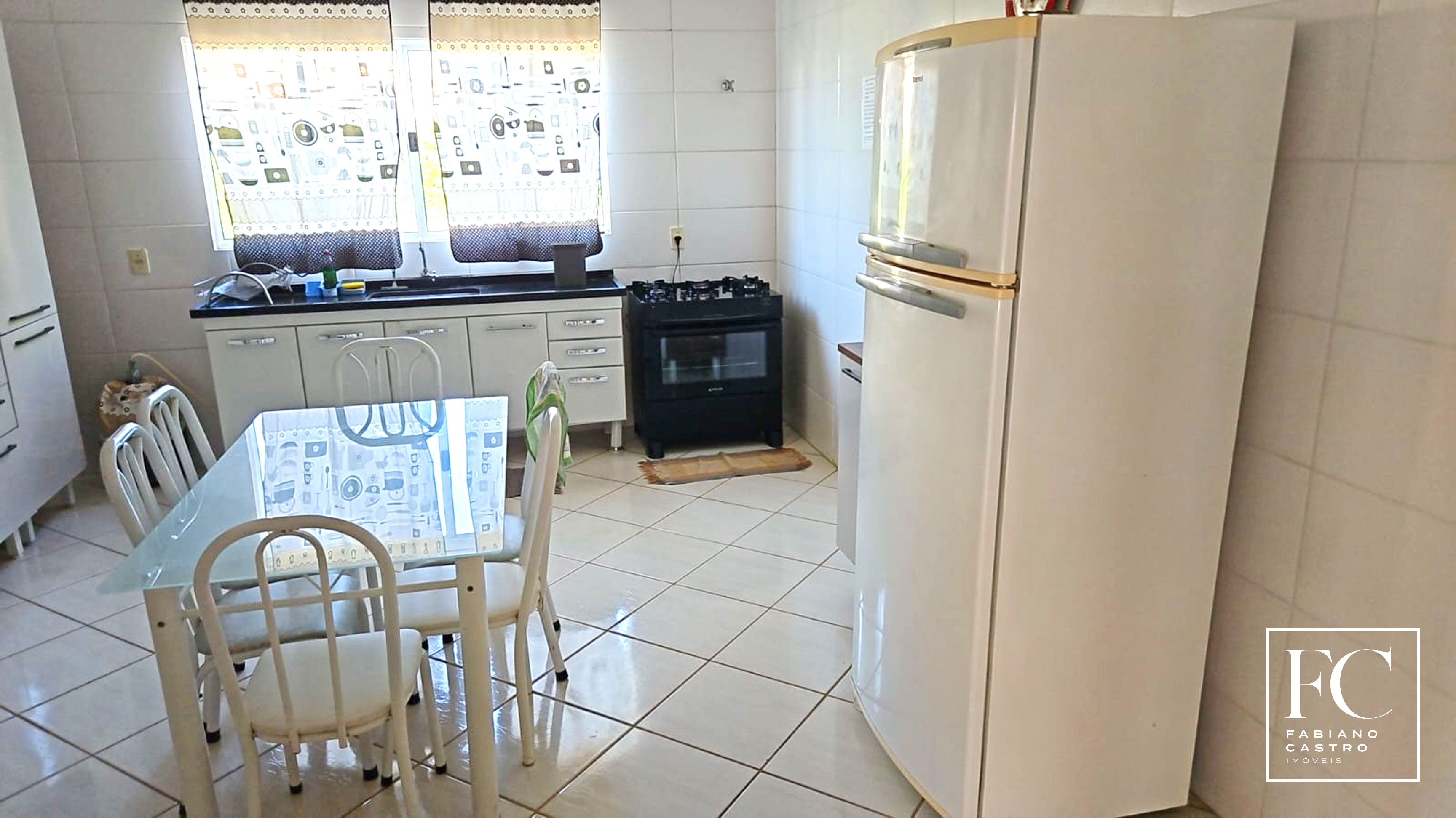 Imóvel para lazer com 4 quartos à venda — foto 18 de 27