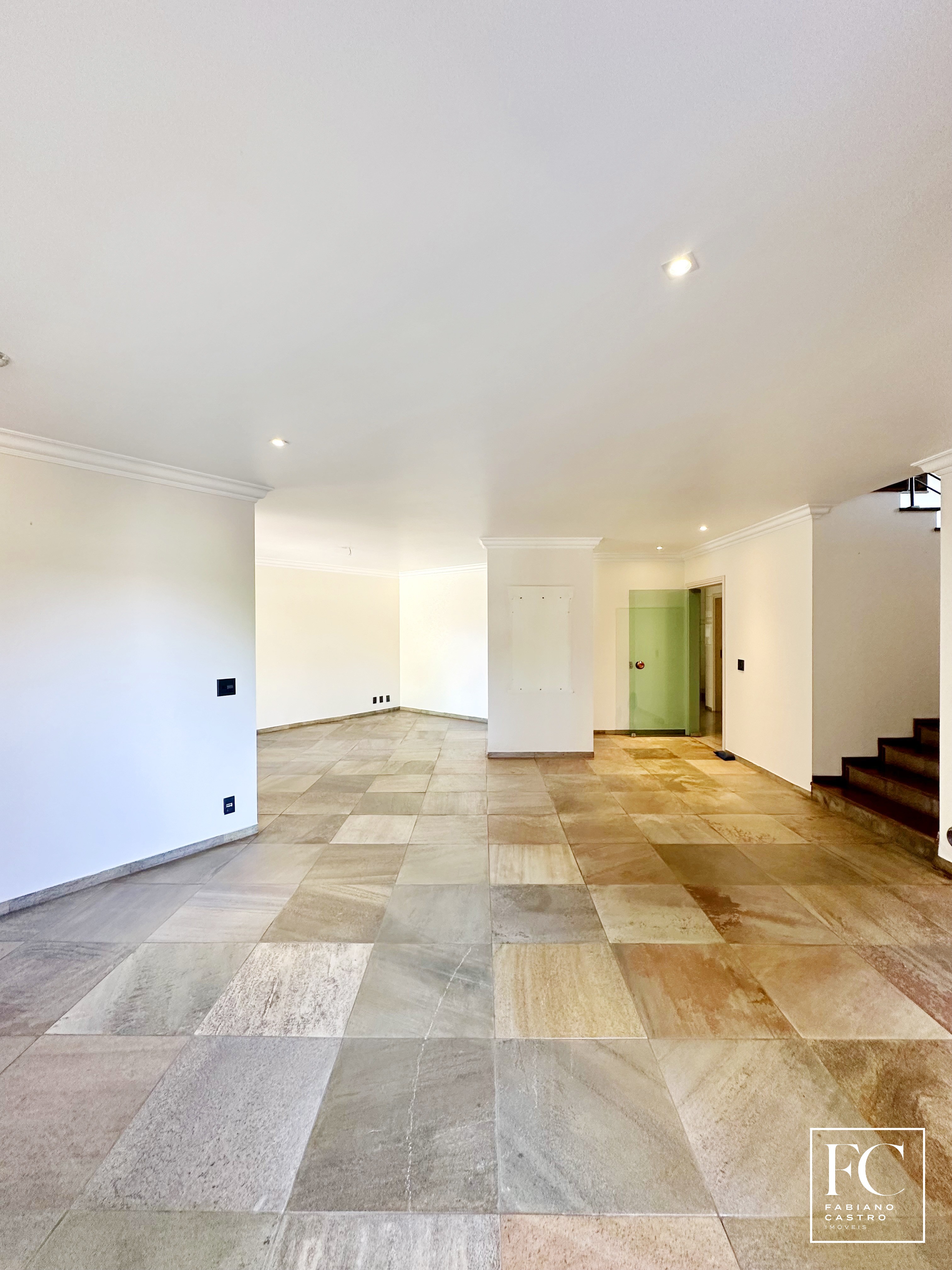 Casa com 4 quartos à venda — foto 5 de 40
