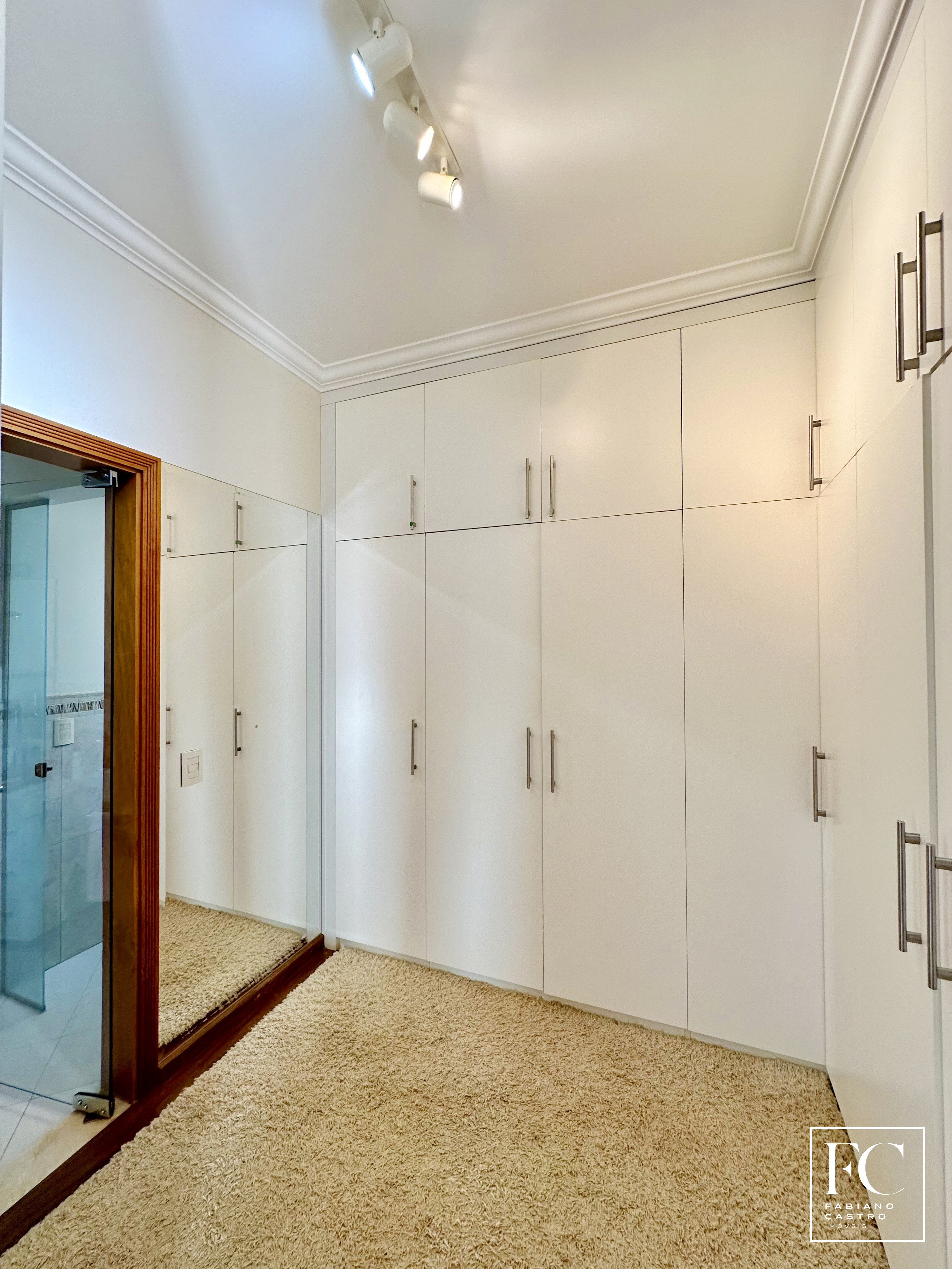 Casa de Condomínio com 4 quartos à venda — foto 32 de 36