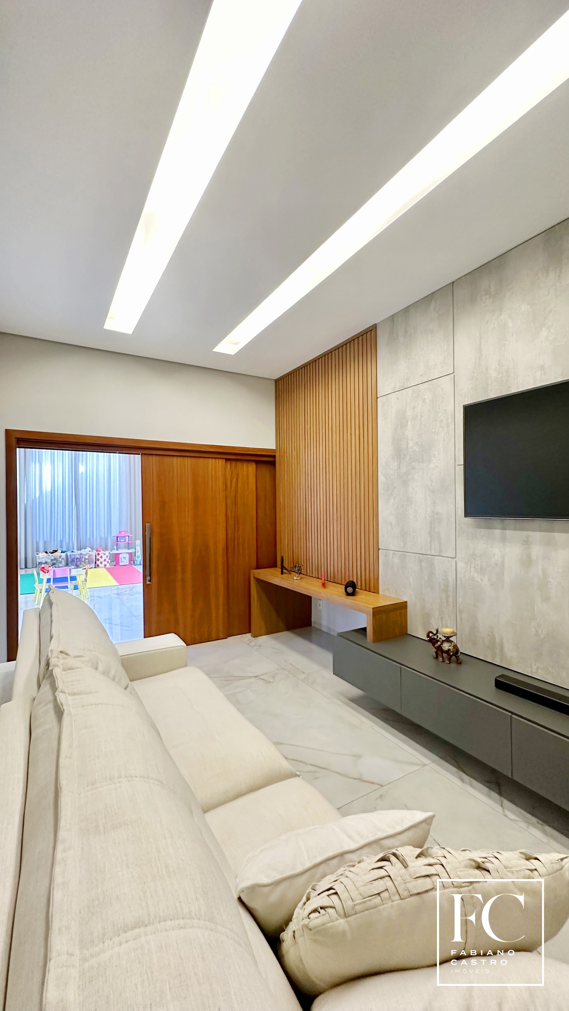 Casa de Condomínio com 3 quartos à venda — foto 10 de 32