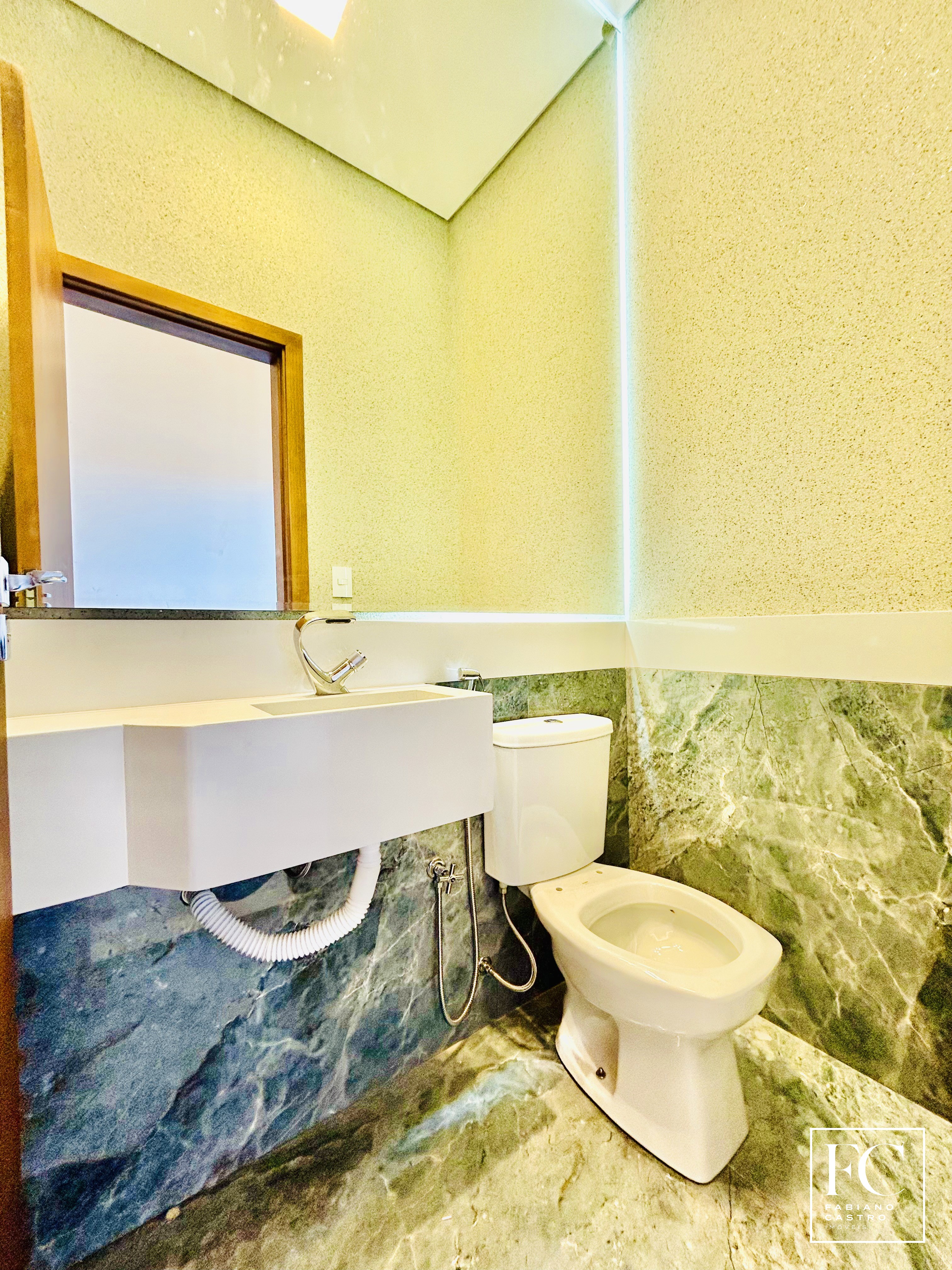 Casa de Condomínio com 3 quartos à venda — foto 8 de 39