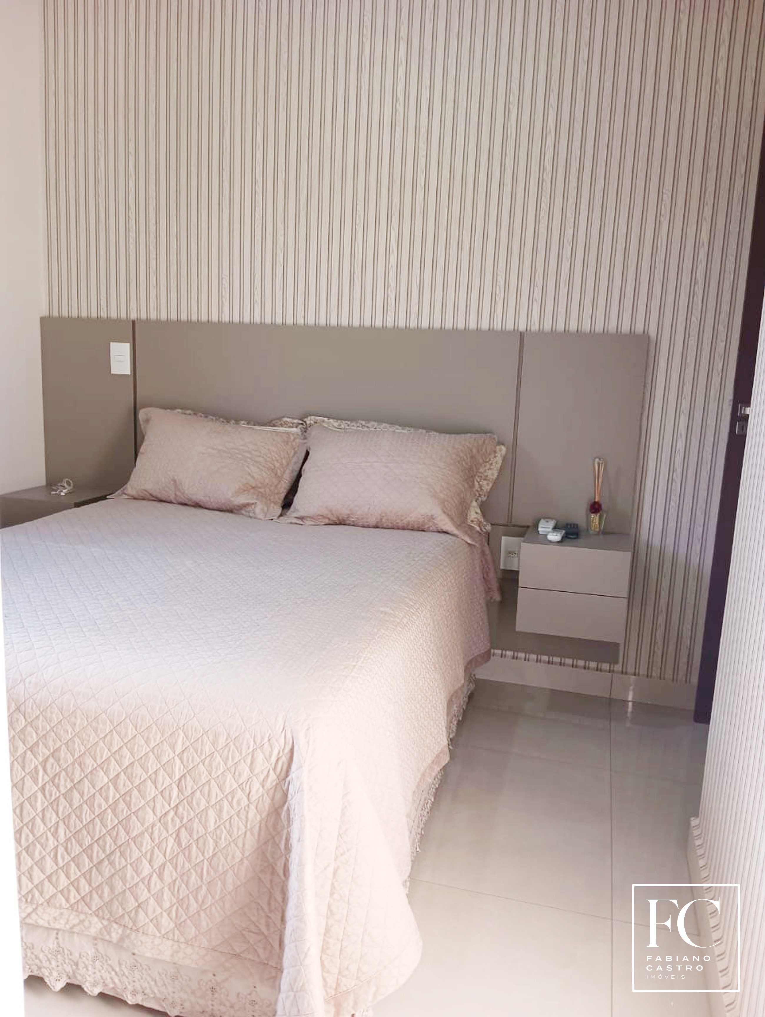 Casa de Condomínio com 3 quartos à venda — foto 12 de 19