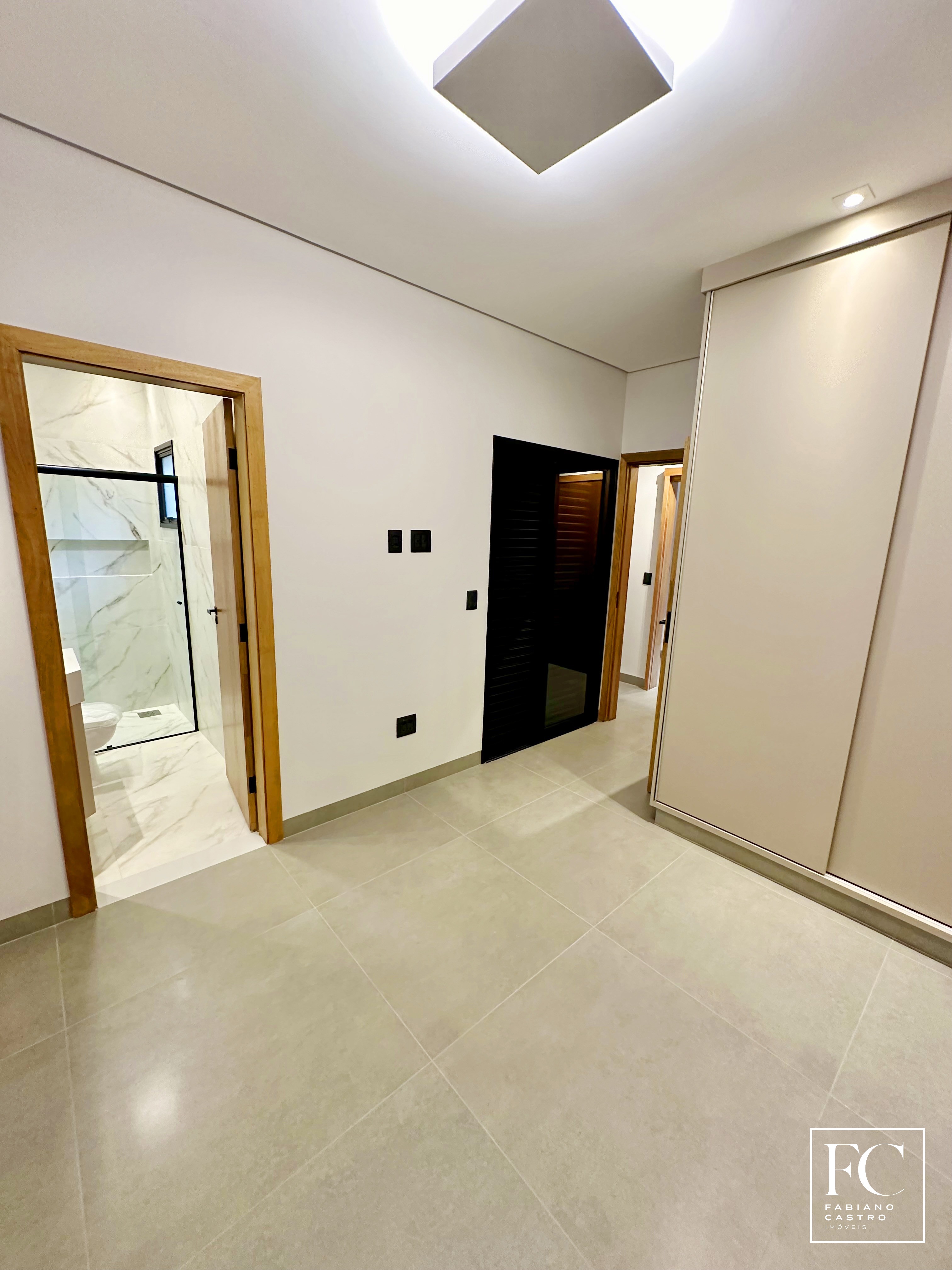 Casa de Condomínio com 3 quartos à venda — foto 18 de 22