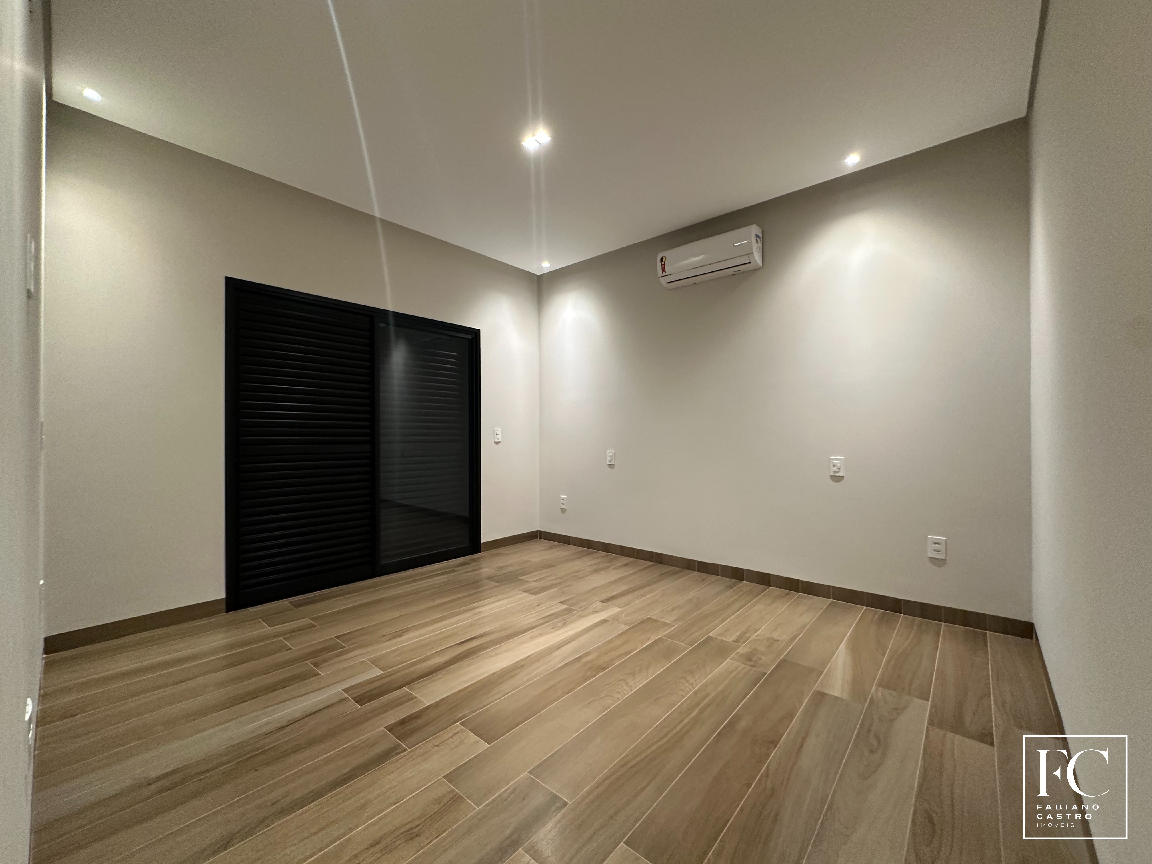 Casa de Condomínio com 3 quartos à venda — foto 20 de 28