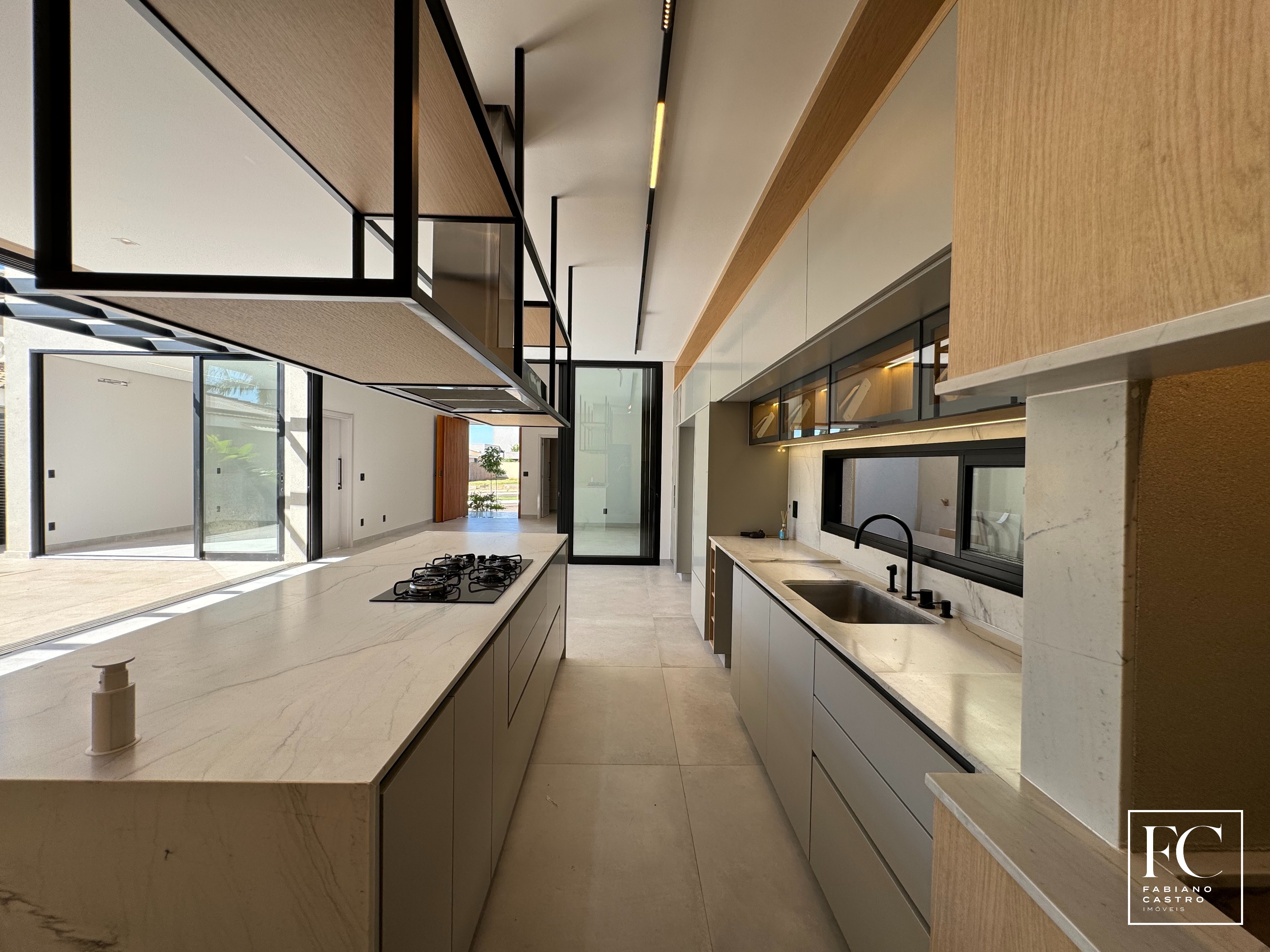 Casa de Condomínio com 3 quartos à venda — foto 10 de 35