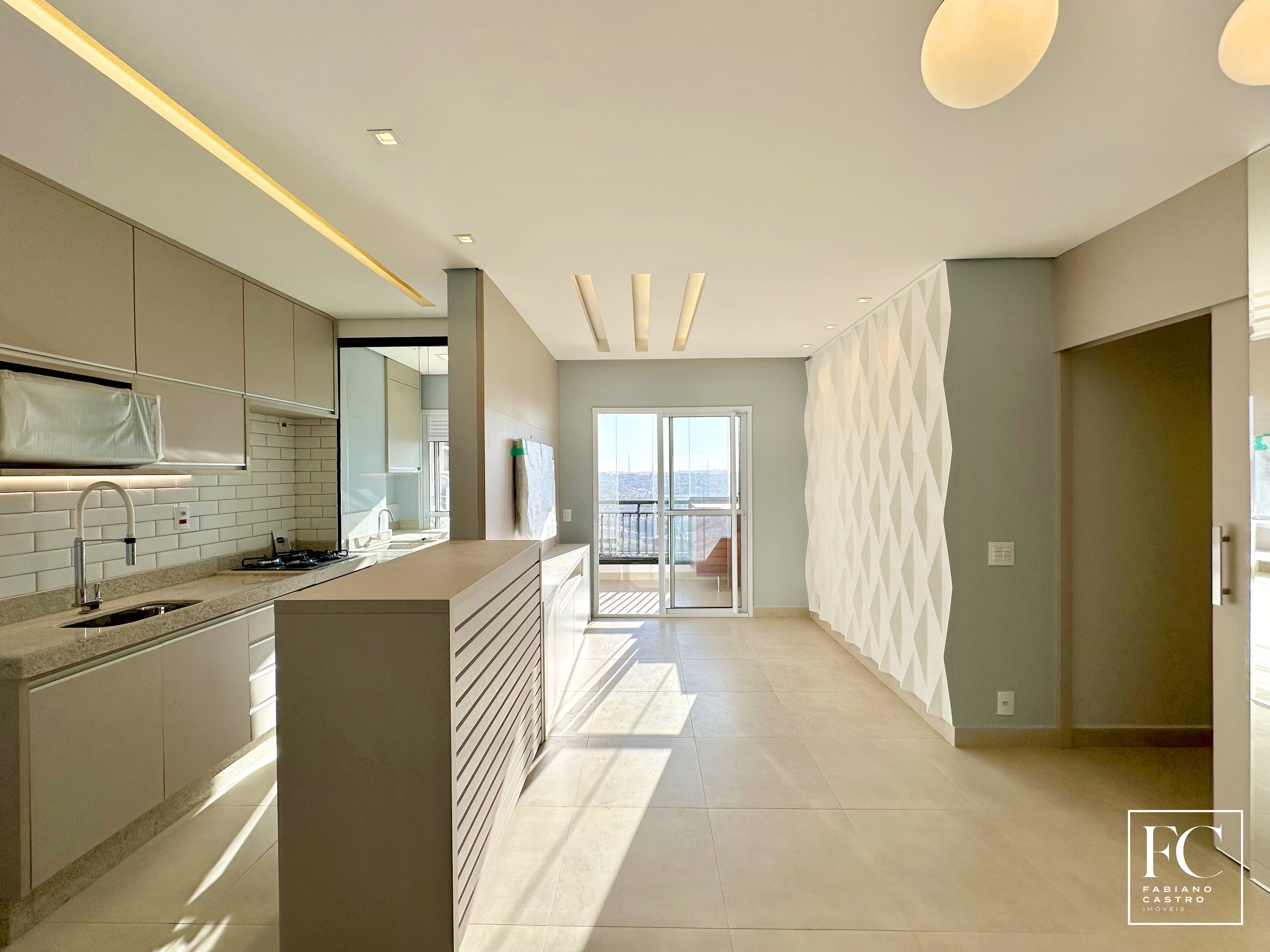 Apartamento com 3 quartos à venda, 77m² — foto 3 de 18