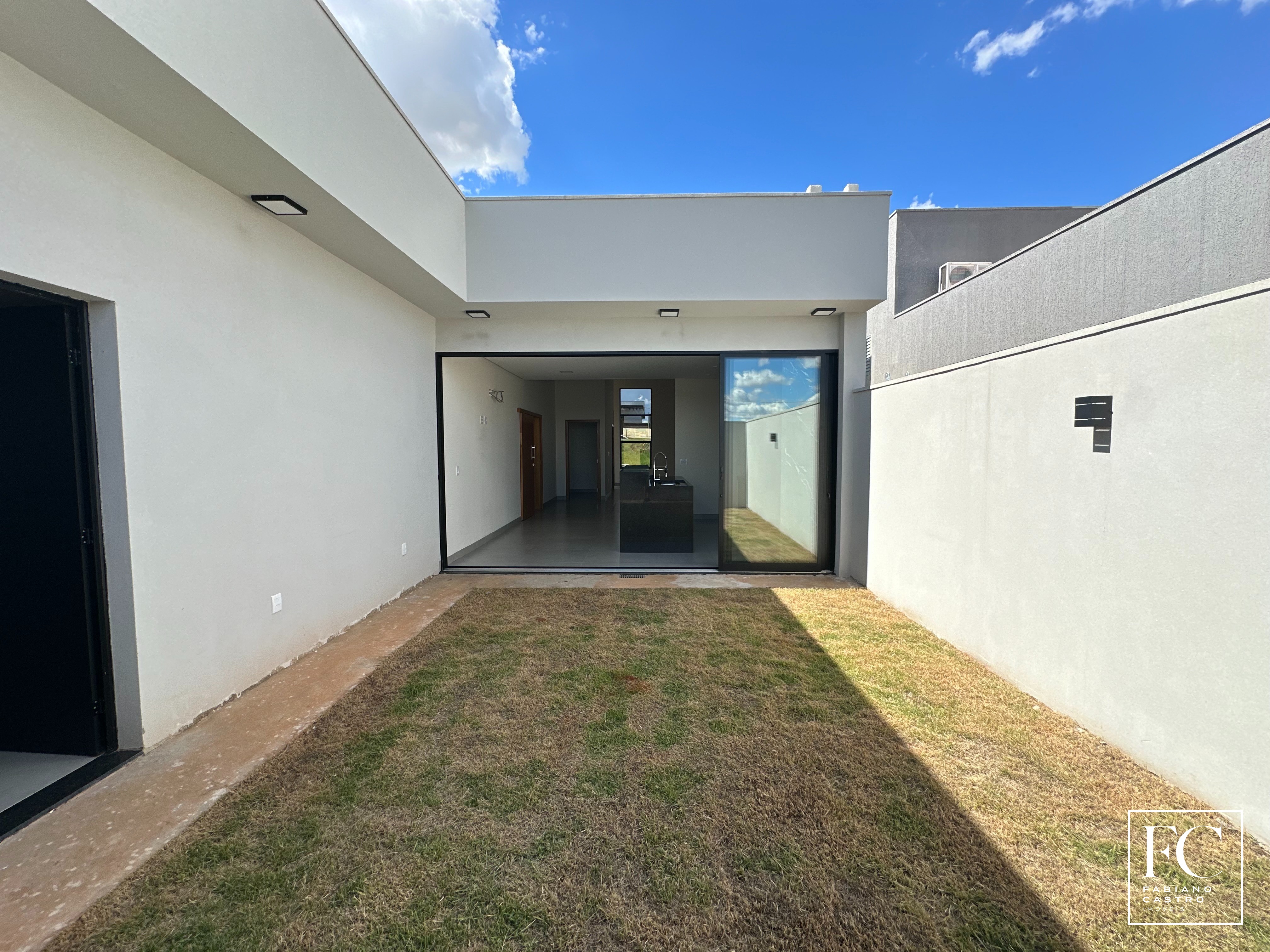 Casa de Condomínio com 3 quartos à venda — foto 15 de 23