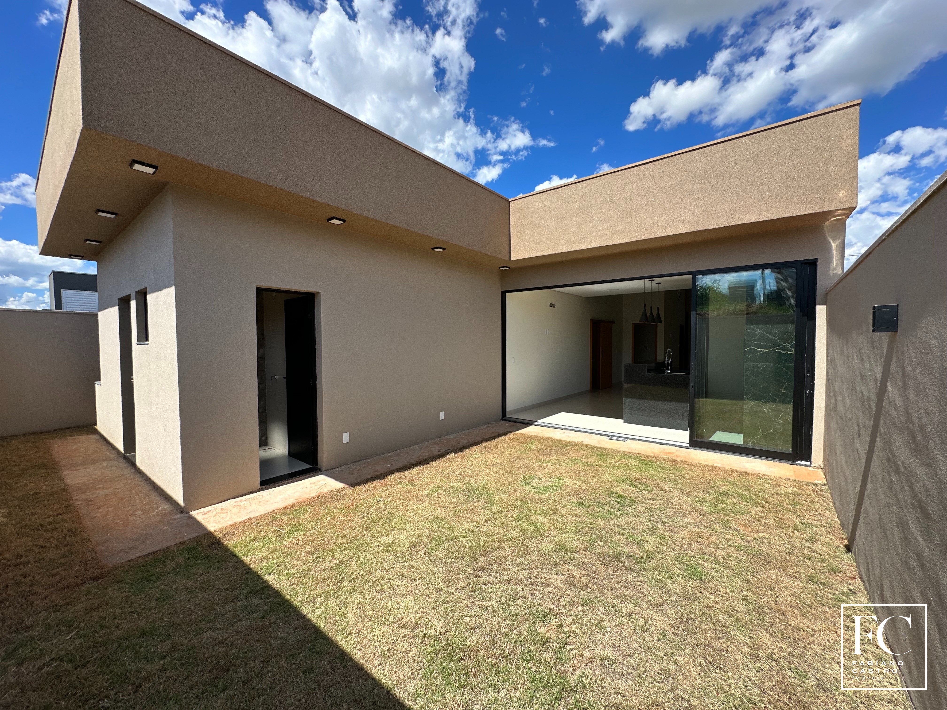 Casa de Condomínio com 3 quartos à venda — foto 9 de 18