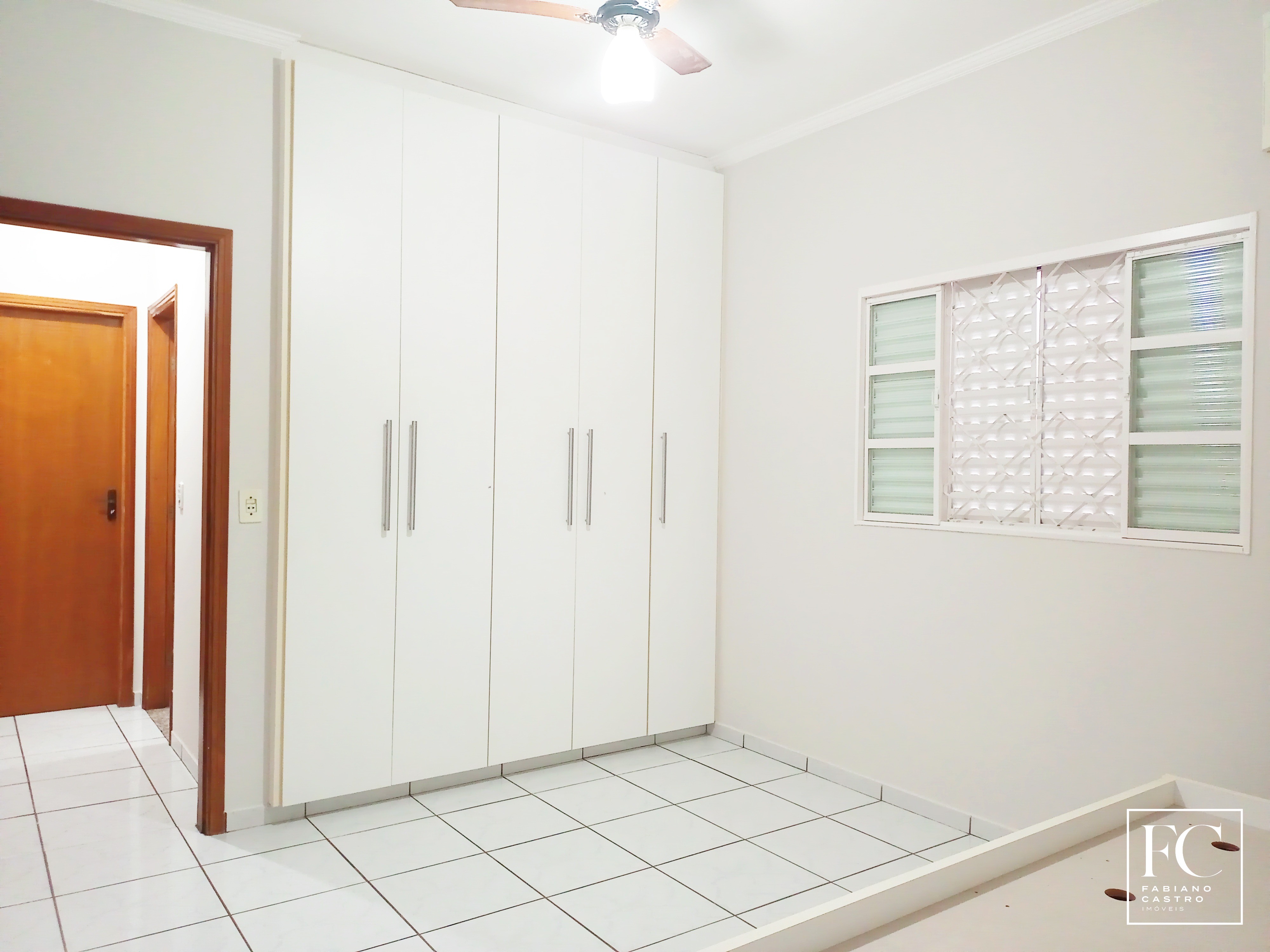 Casa com 3 quartos à venda — foto 25 de 46
