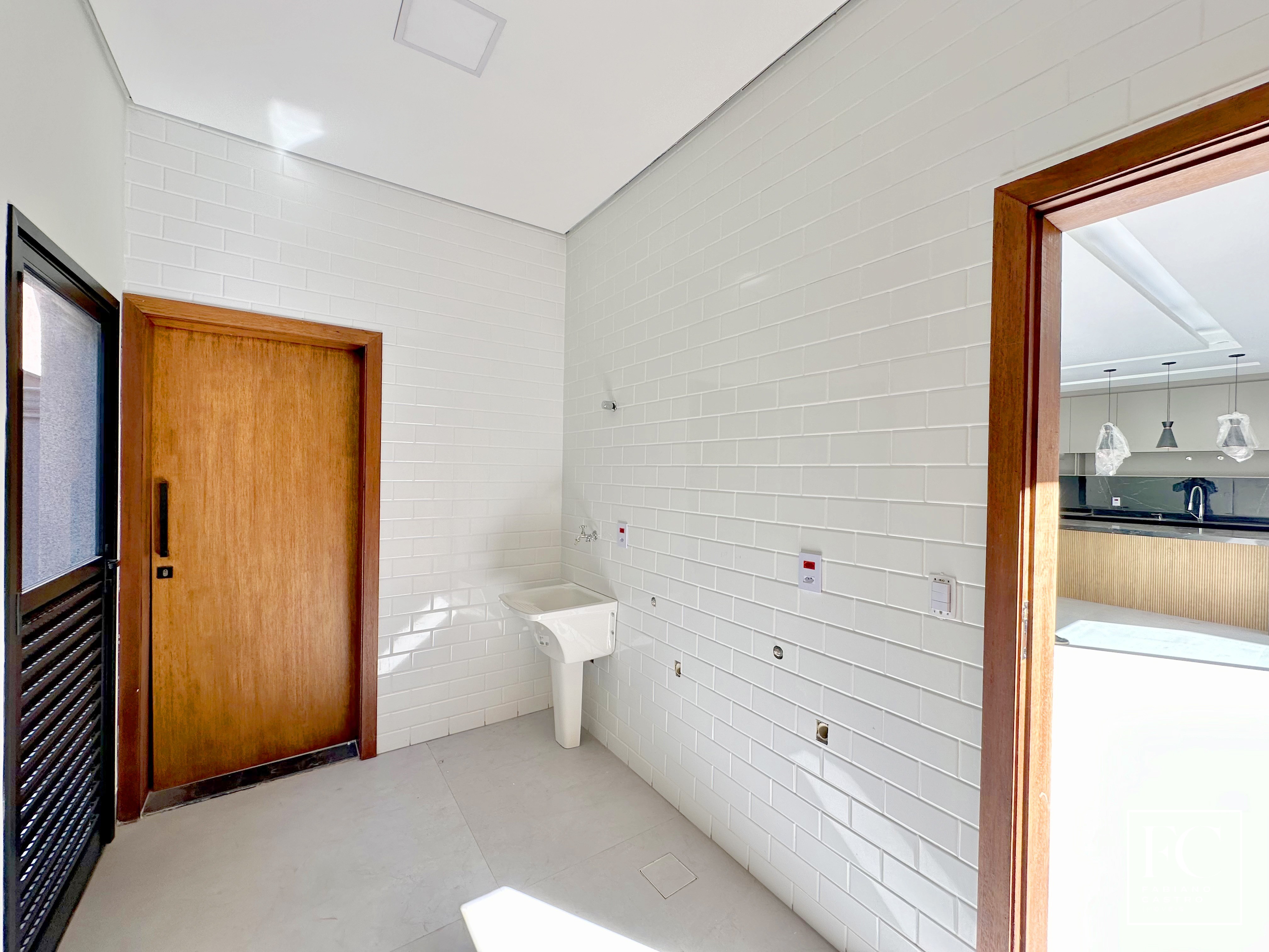 Casa de Condomínio com 3 quartos à venda — foto 16 de 21