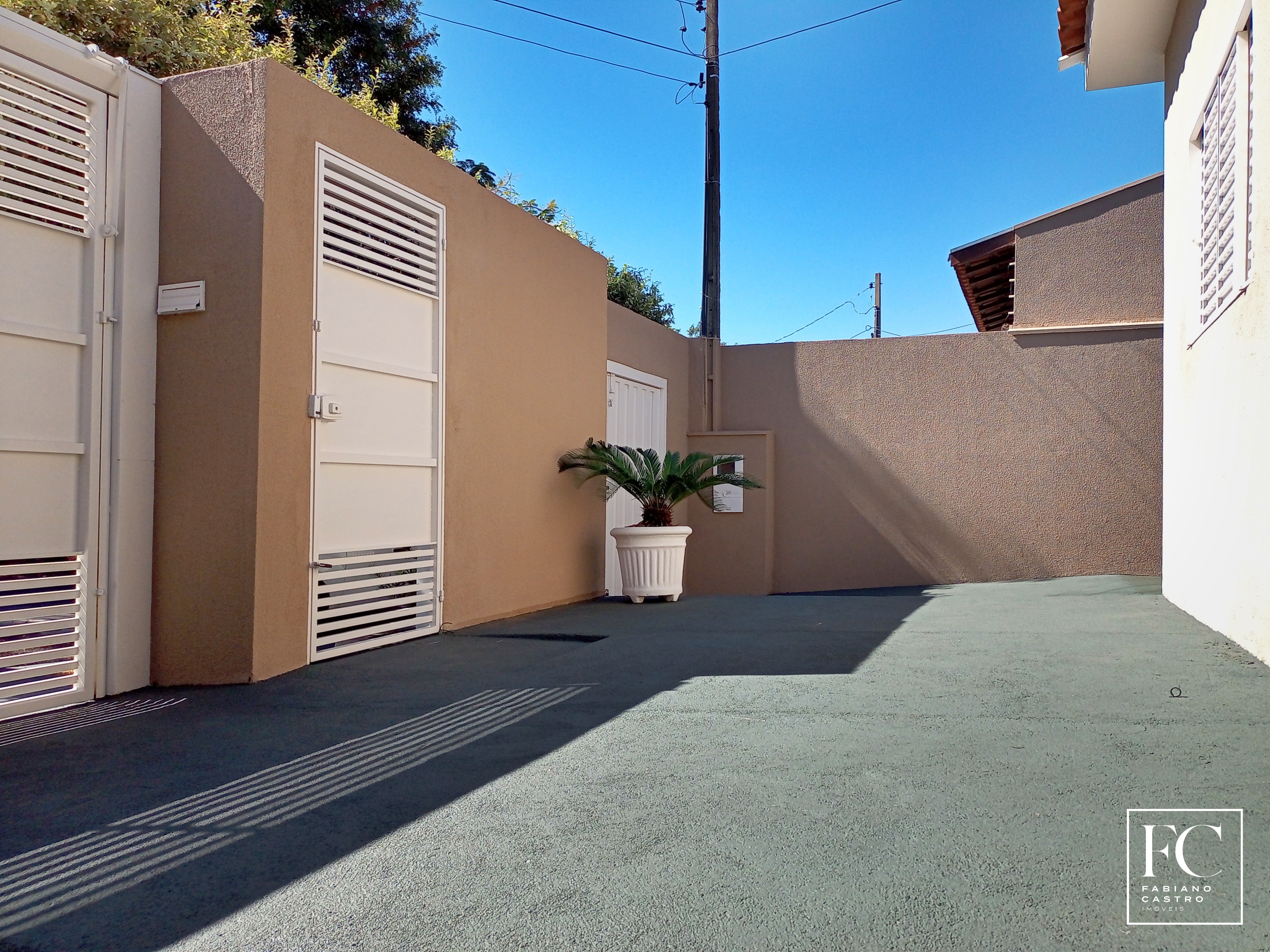 Casa com 3 quartos à venda — foto 10 de 46