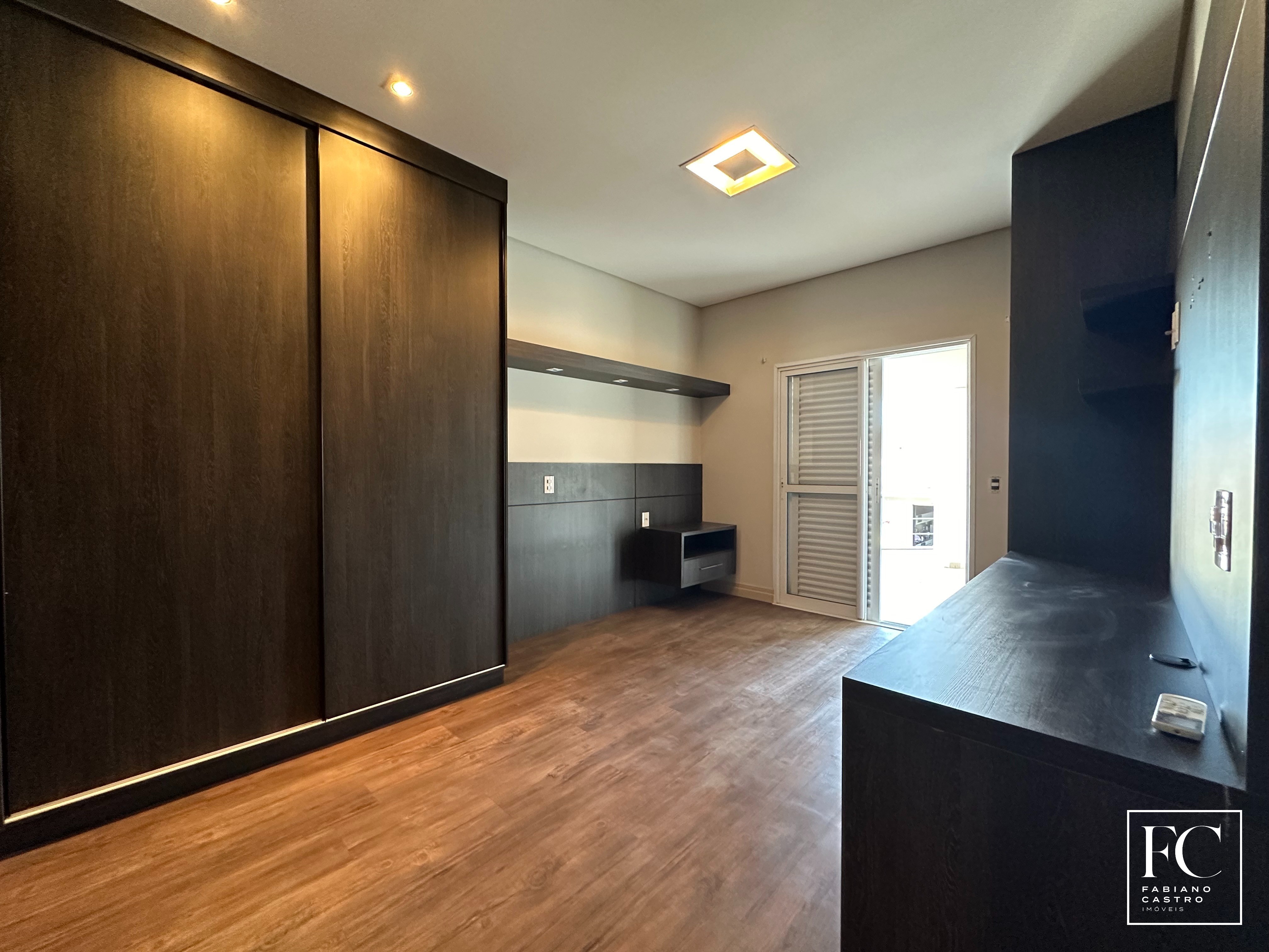 Casa de Condomínio com 4 quartos à venda — foto 33 de 44