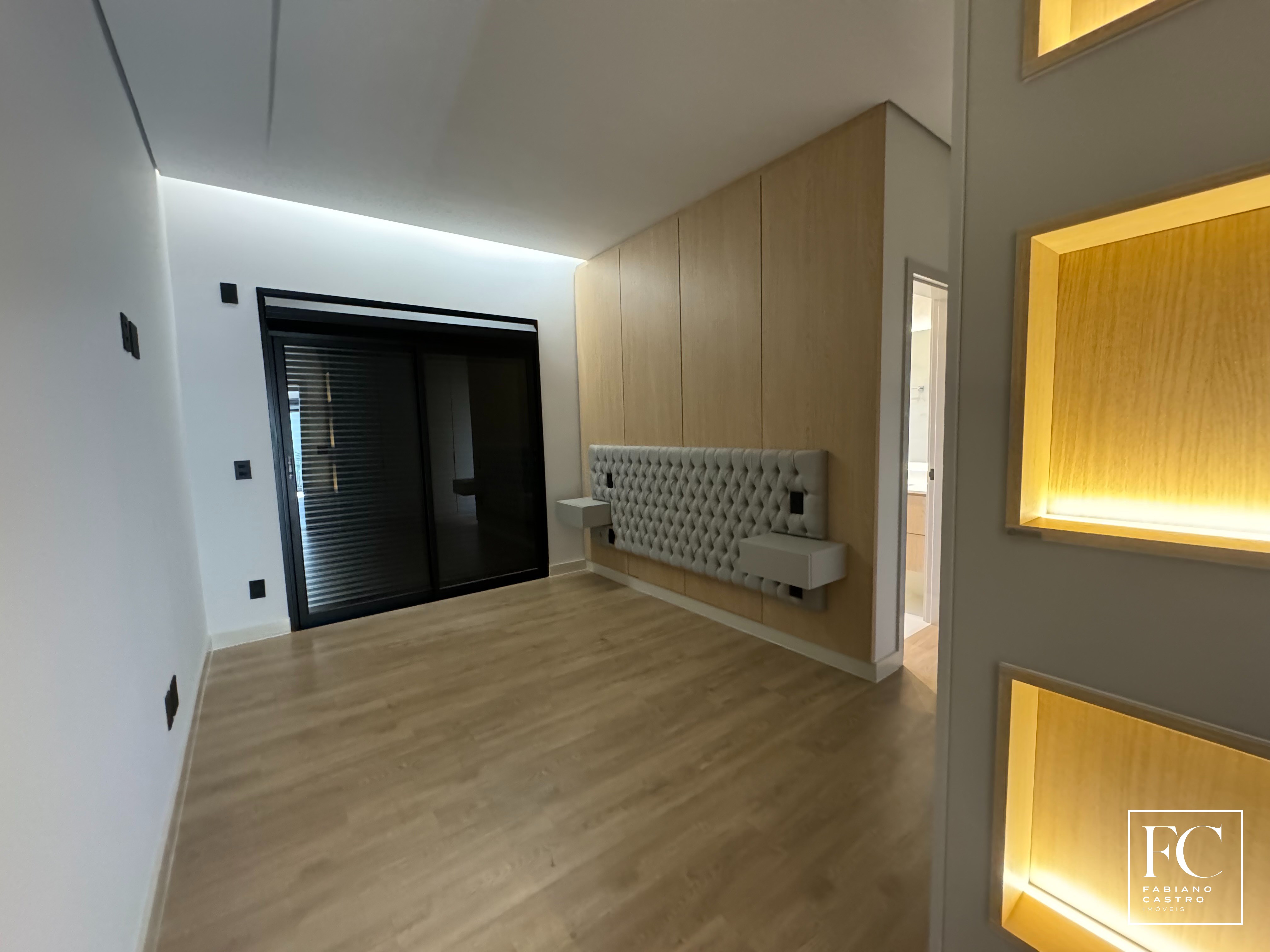 Casa de Condomínio com 3 quartos à venda — foto 27 de 35