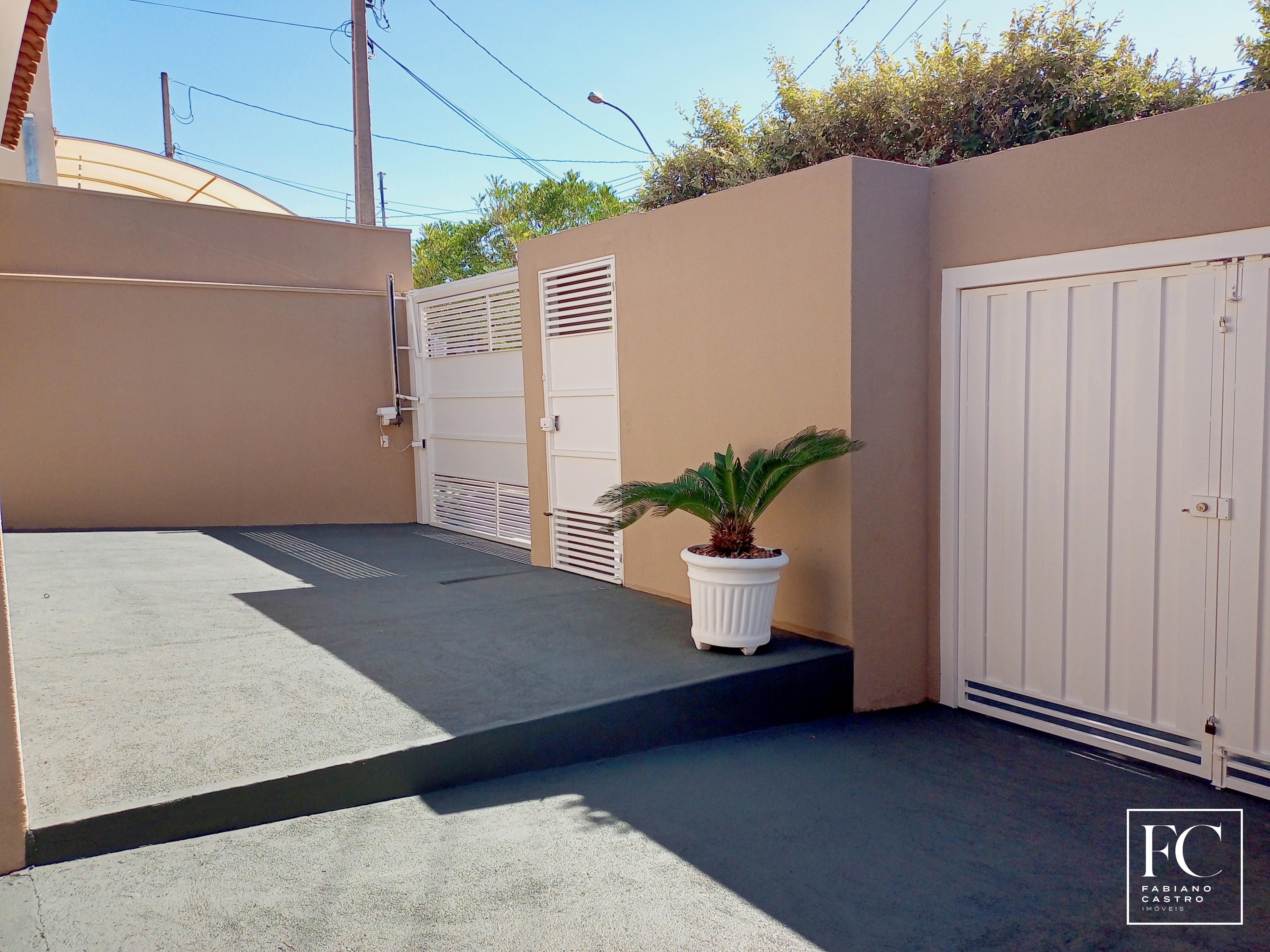 Casa com 3 quartos à venda — foto 12 de 46