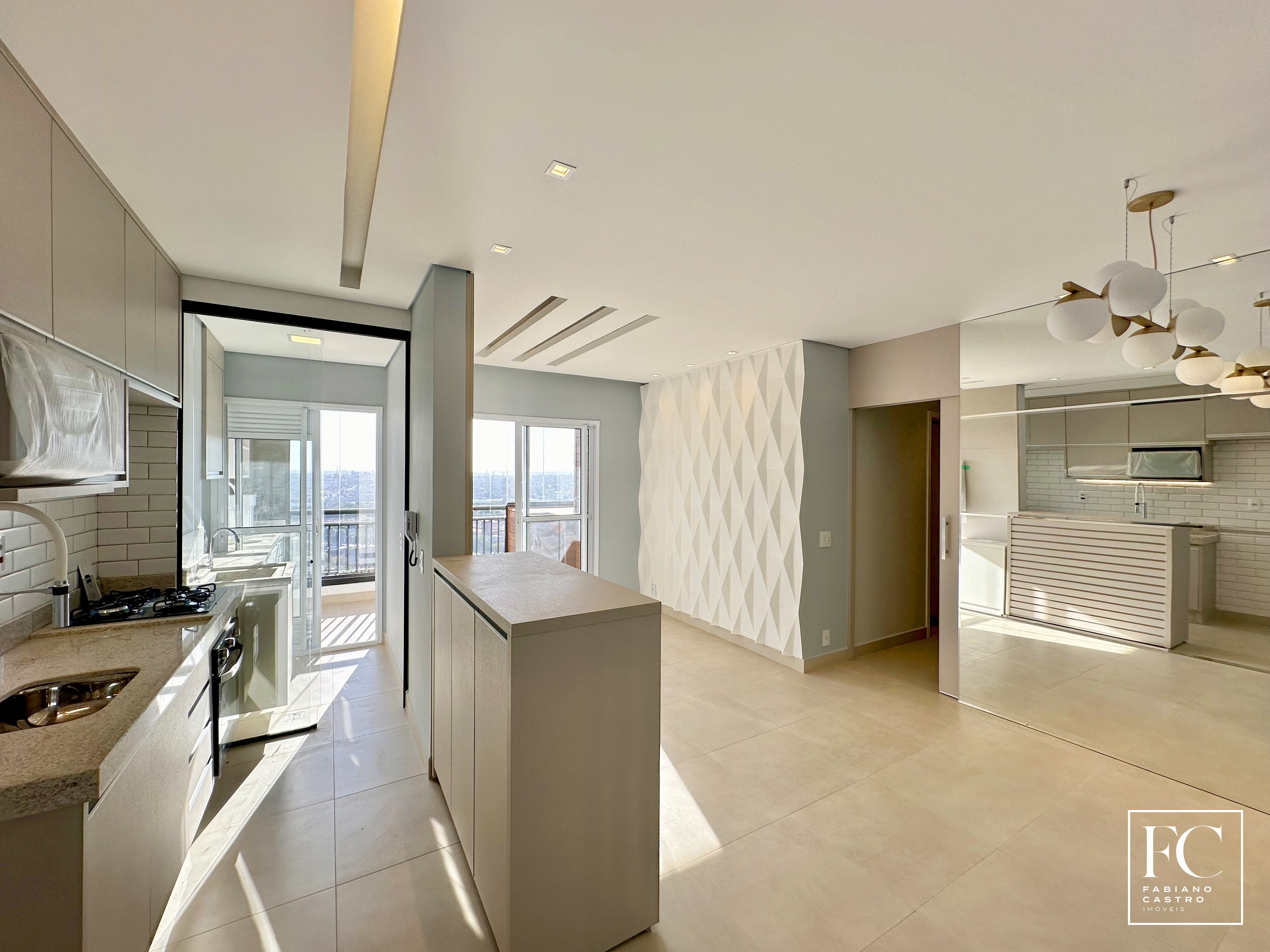 Apartamento com 3 quartos à venda, 77m² — foto 1 de 18