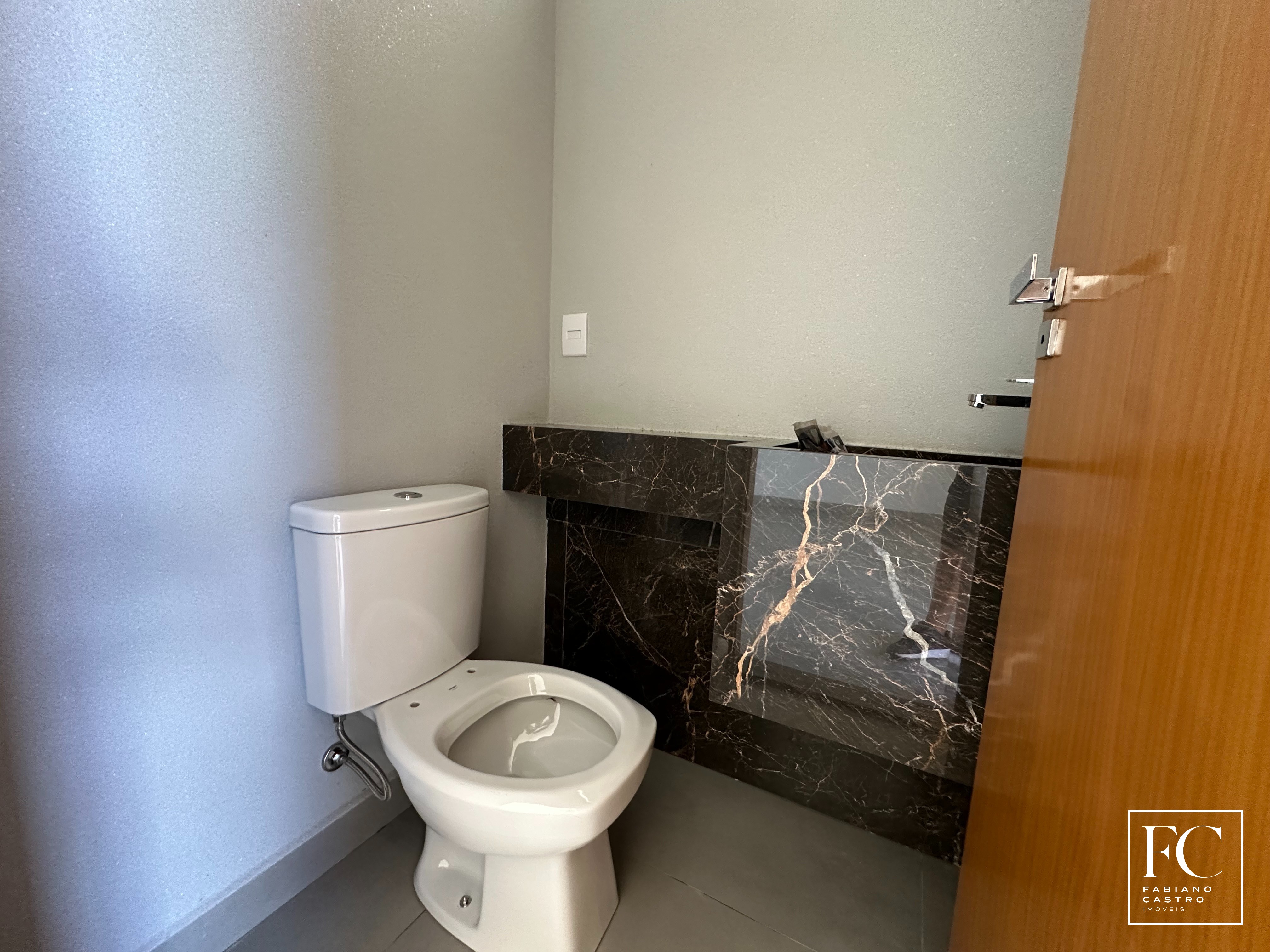 Casa de Condomínio com 3 quartos à venda — foto 4 de 23