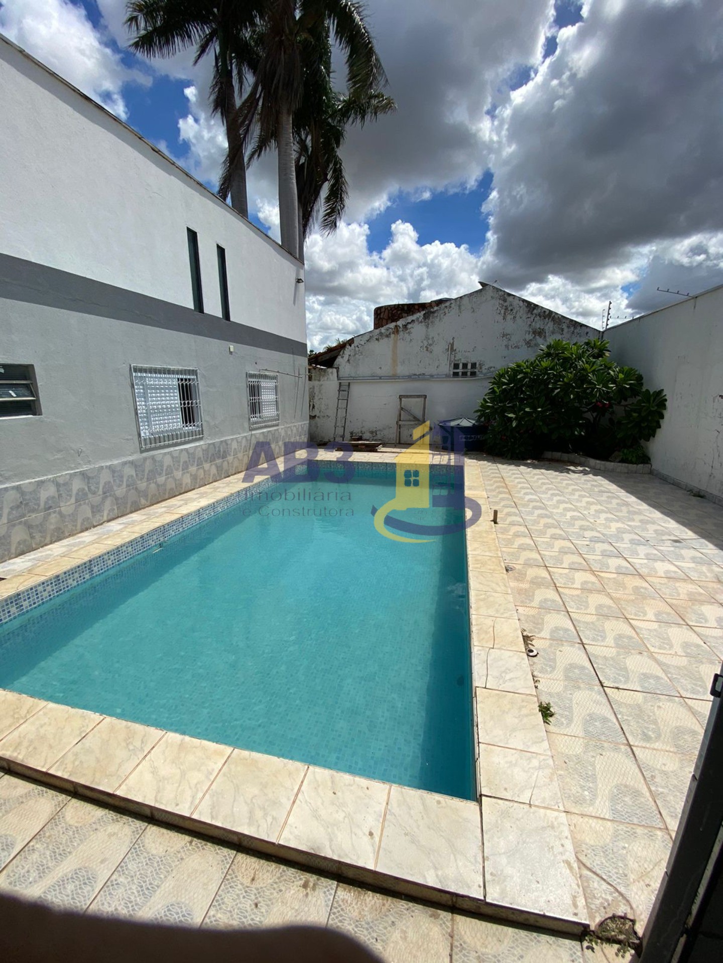 Casa, 3 quartos, 360 m² - Foto 1