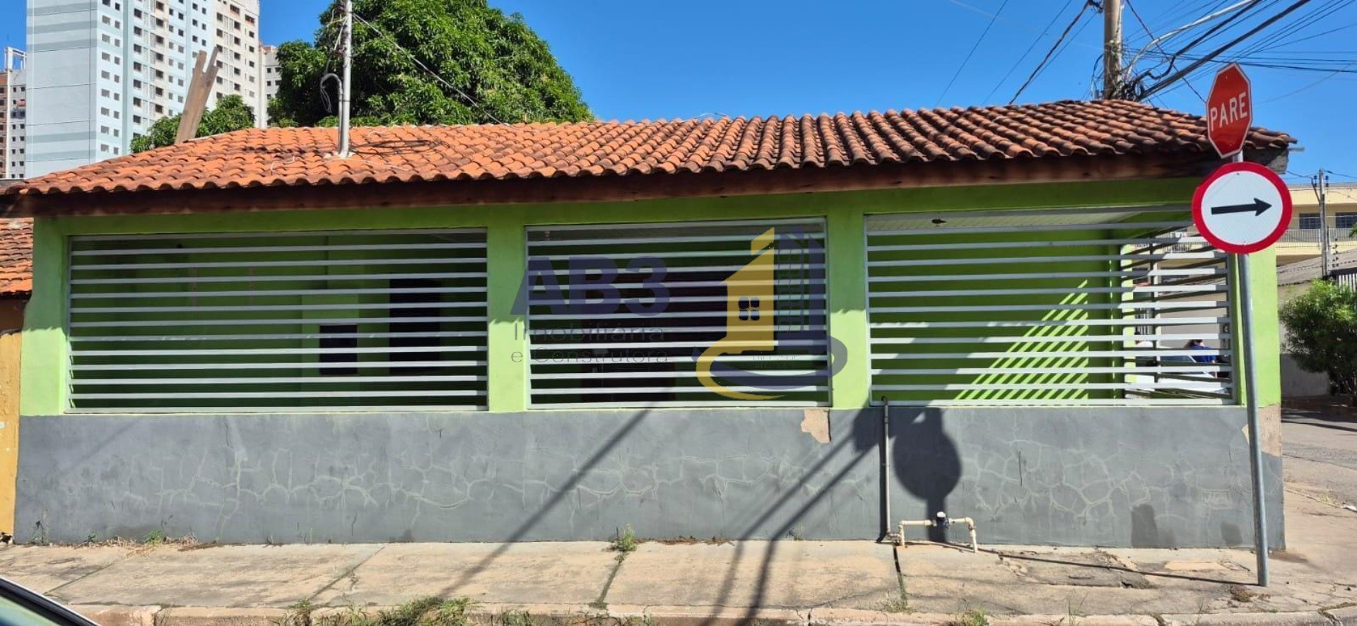 Casa, 2 quartos, 230 m² - Foto 1