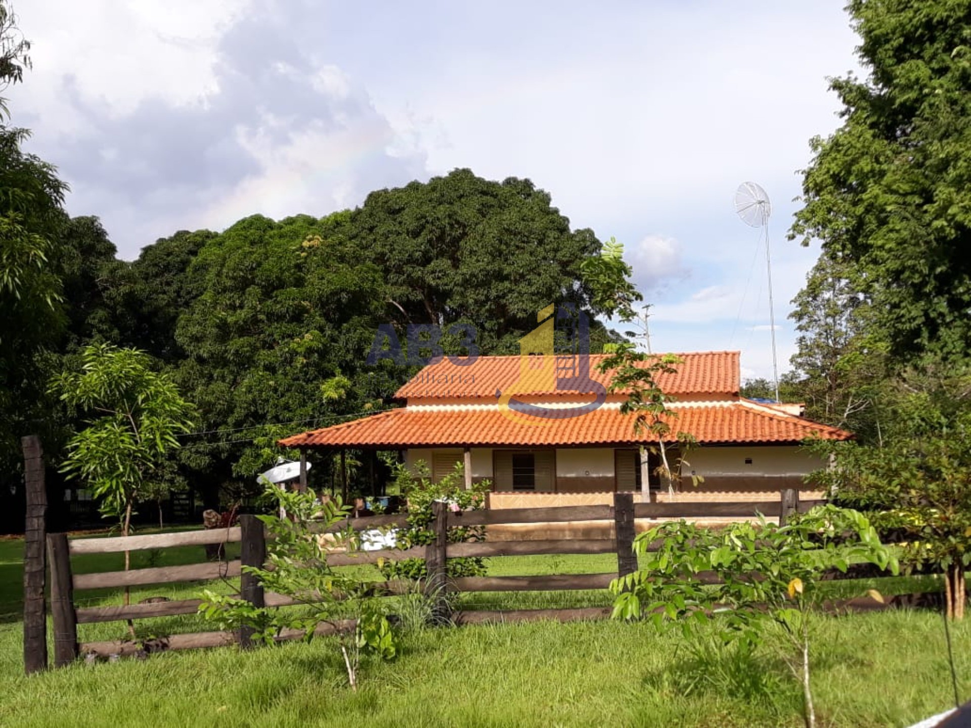 Chácara, 3 quartos, 14 m² - Foto 1