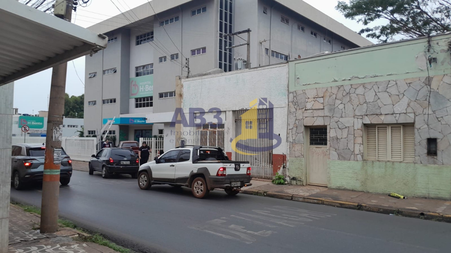 Casa, 3 quartos, 228 m² - Foto 2