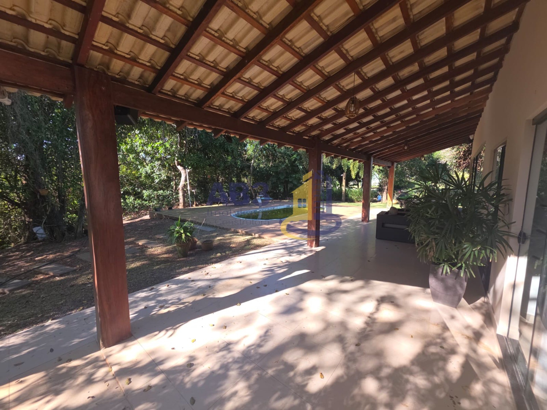 Chácara, 3 quartos, 13 m² - Foto 1