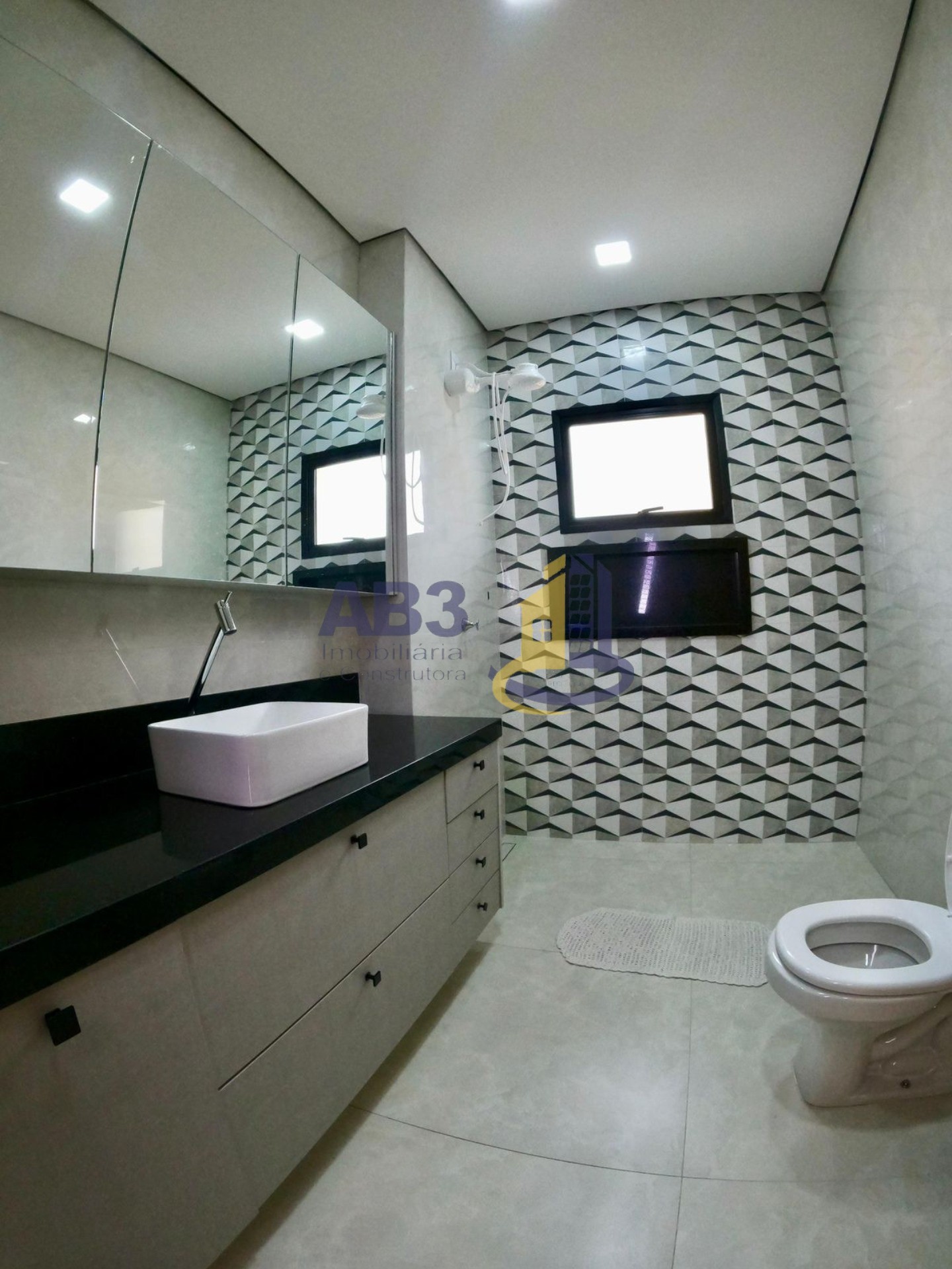 Sobrado, 4 quartos, 289 m² - Foto 2