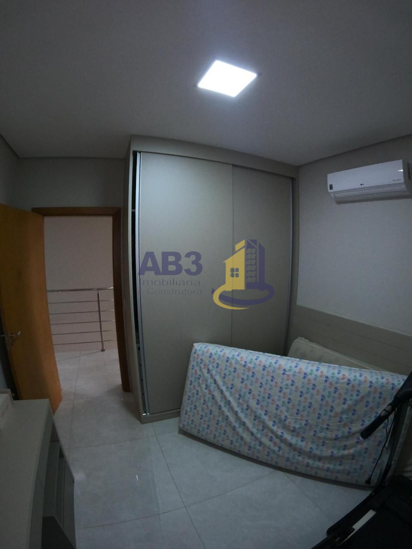 Sobrado, 4 quartos, 289 m² - Foto 4