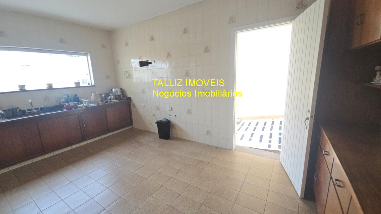 Casa, 3 quartos, 285 m² - Foto 14
